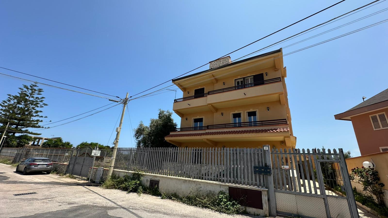 Casa indipendente in vendita in via st 31 39, Palermo