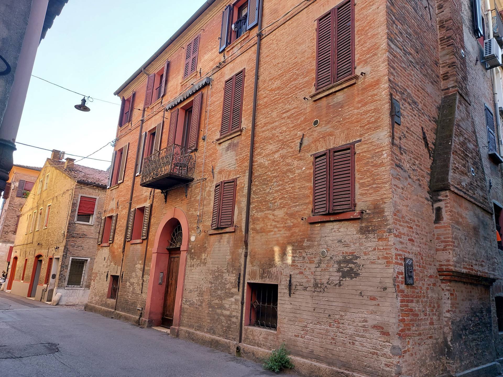 Appartamento in vendita a Ferrara, Centro storico