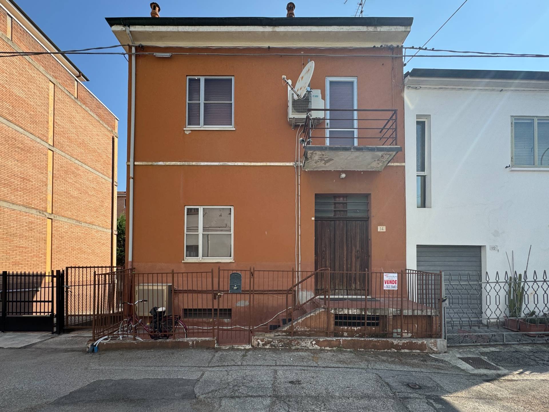 Porzione di casa in vendita a Ferrara, Entro Mura