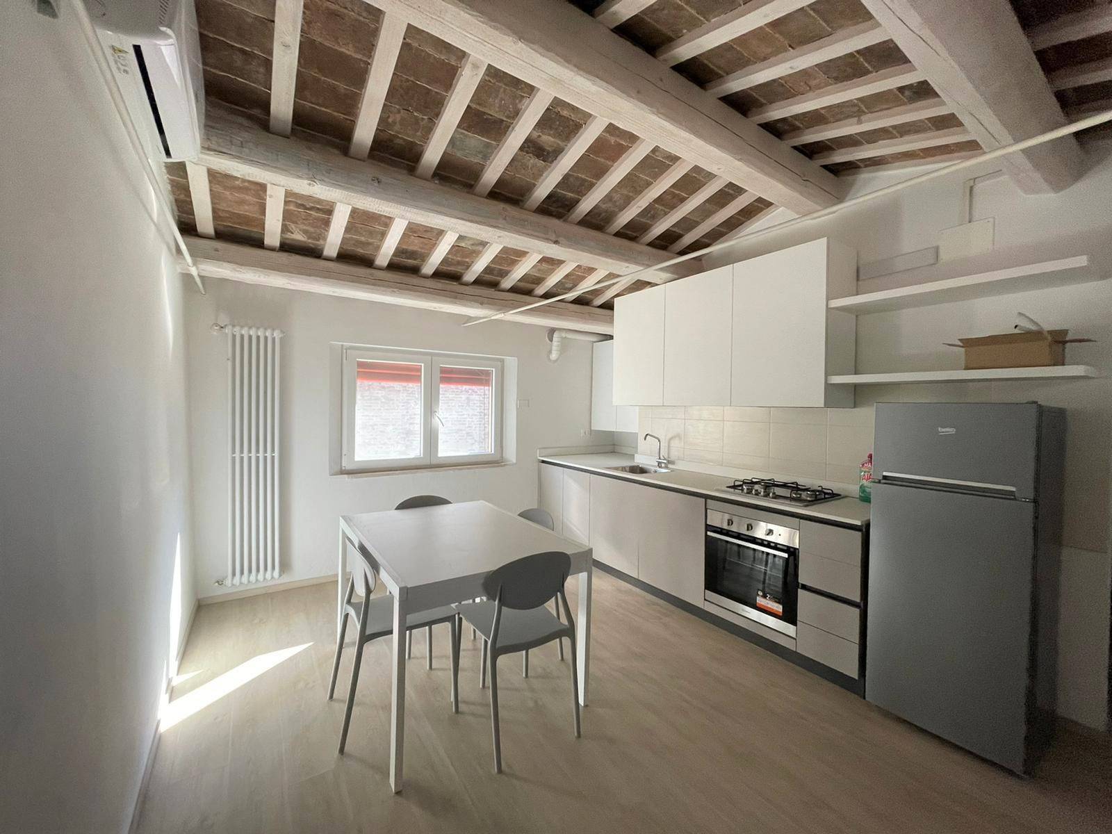 Appartamento in affitto a Ferrara, Centro storico