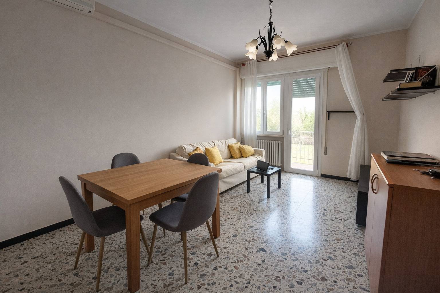 Appartamento in affitto a Ferrara, Entro Mura