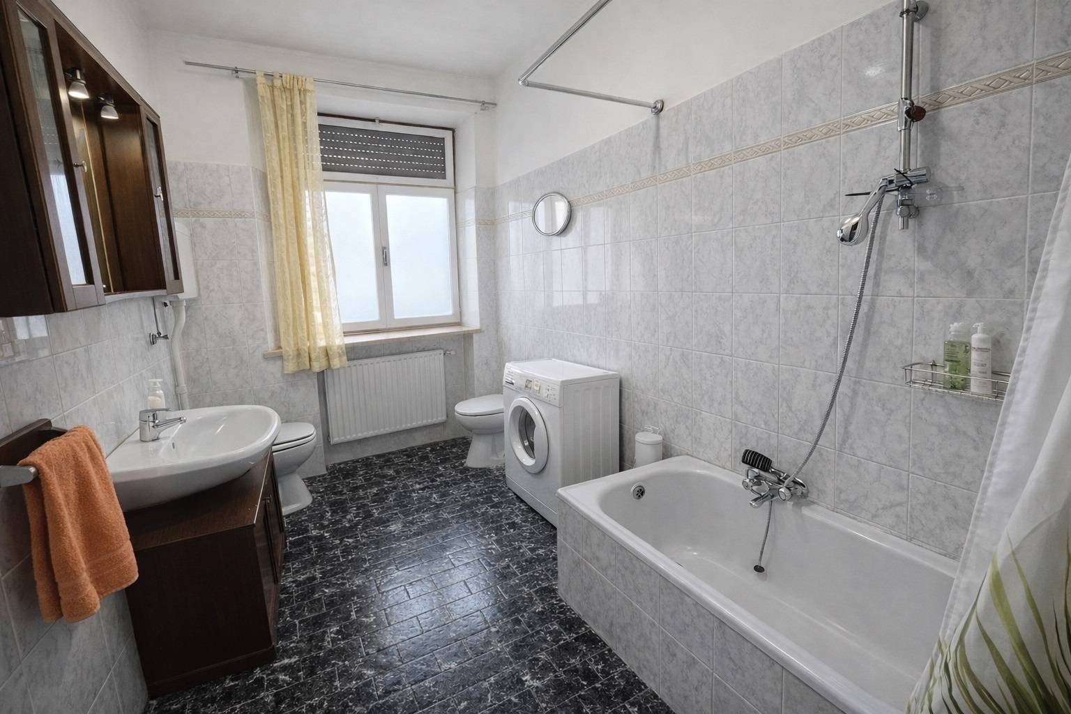 Appartamento in affitto a Ferrara, Entro Mura