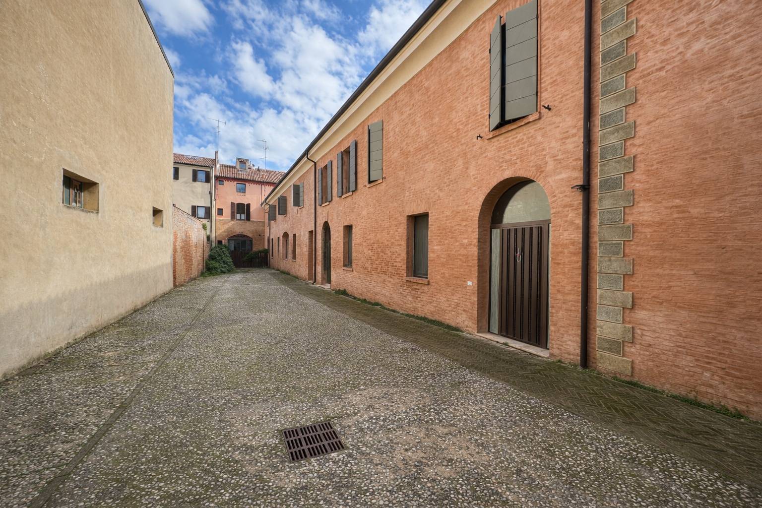 Porzione di casa in vendita a Ferrara, Centro storico