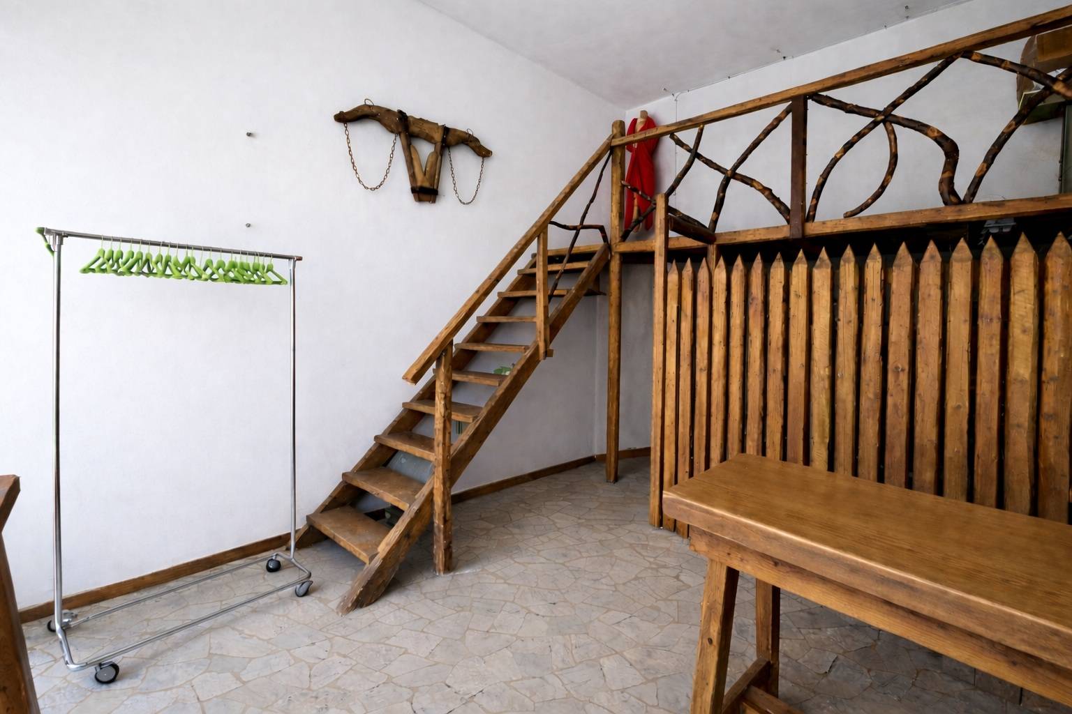 Locale commerciale in affitto a Ferrara, Entro Mura