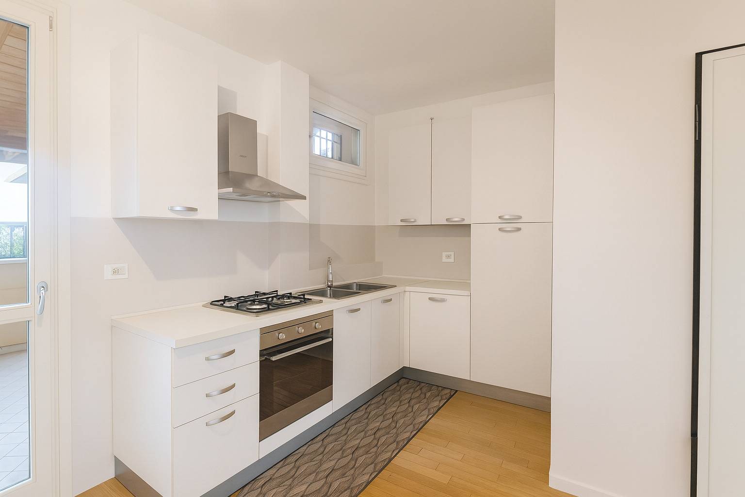 Appartamento in affitto a Ferrara, Entro Mura