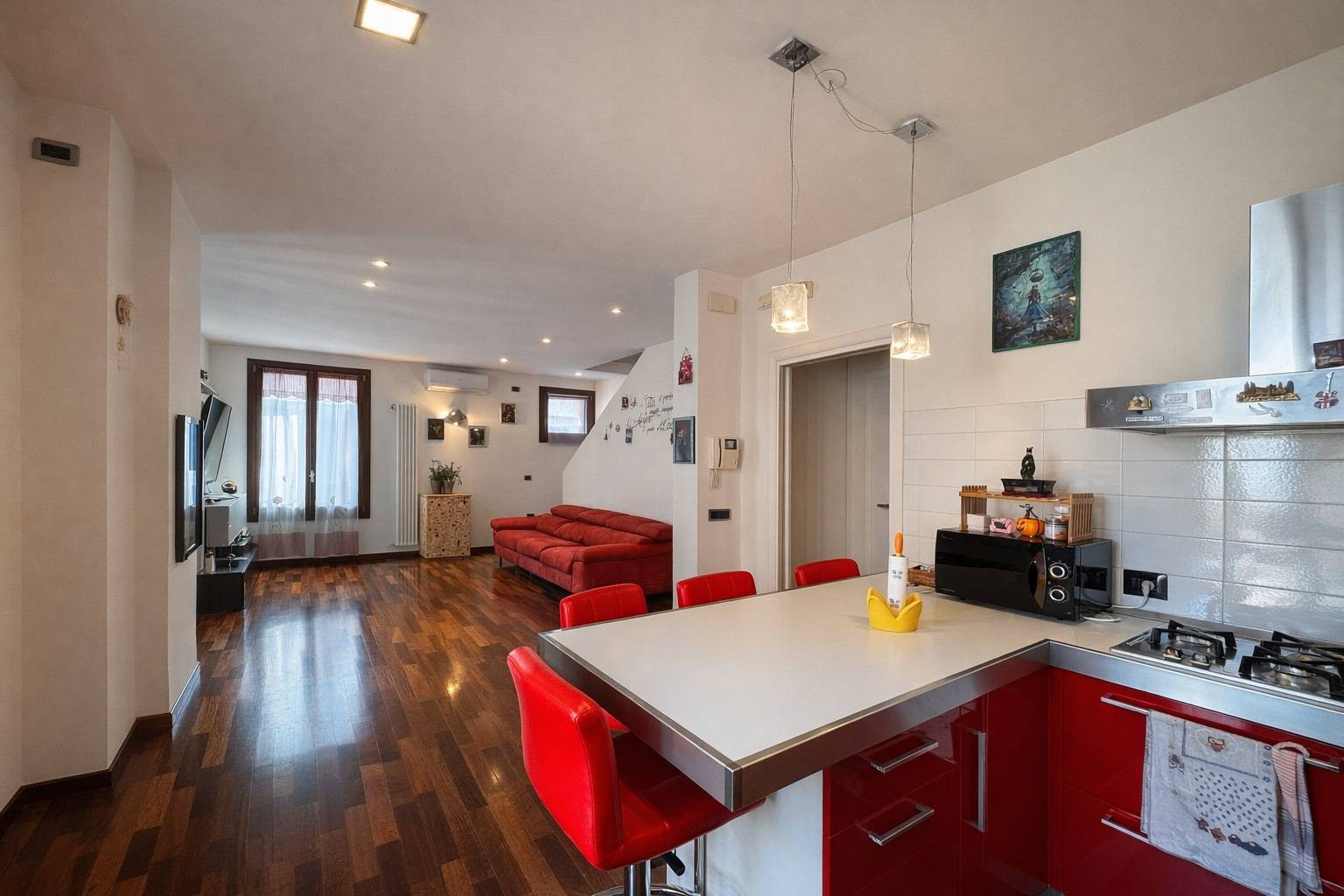 Appartamento in vendita a Ferrara, Via Comacchio