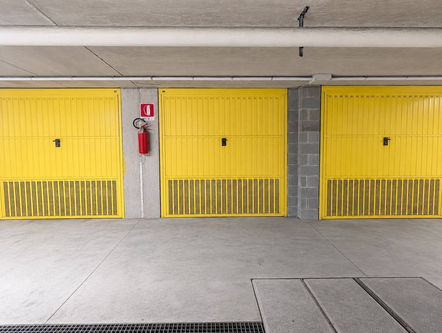Box o garage in vendita a Ferrara, Centro storico