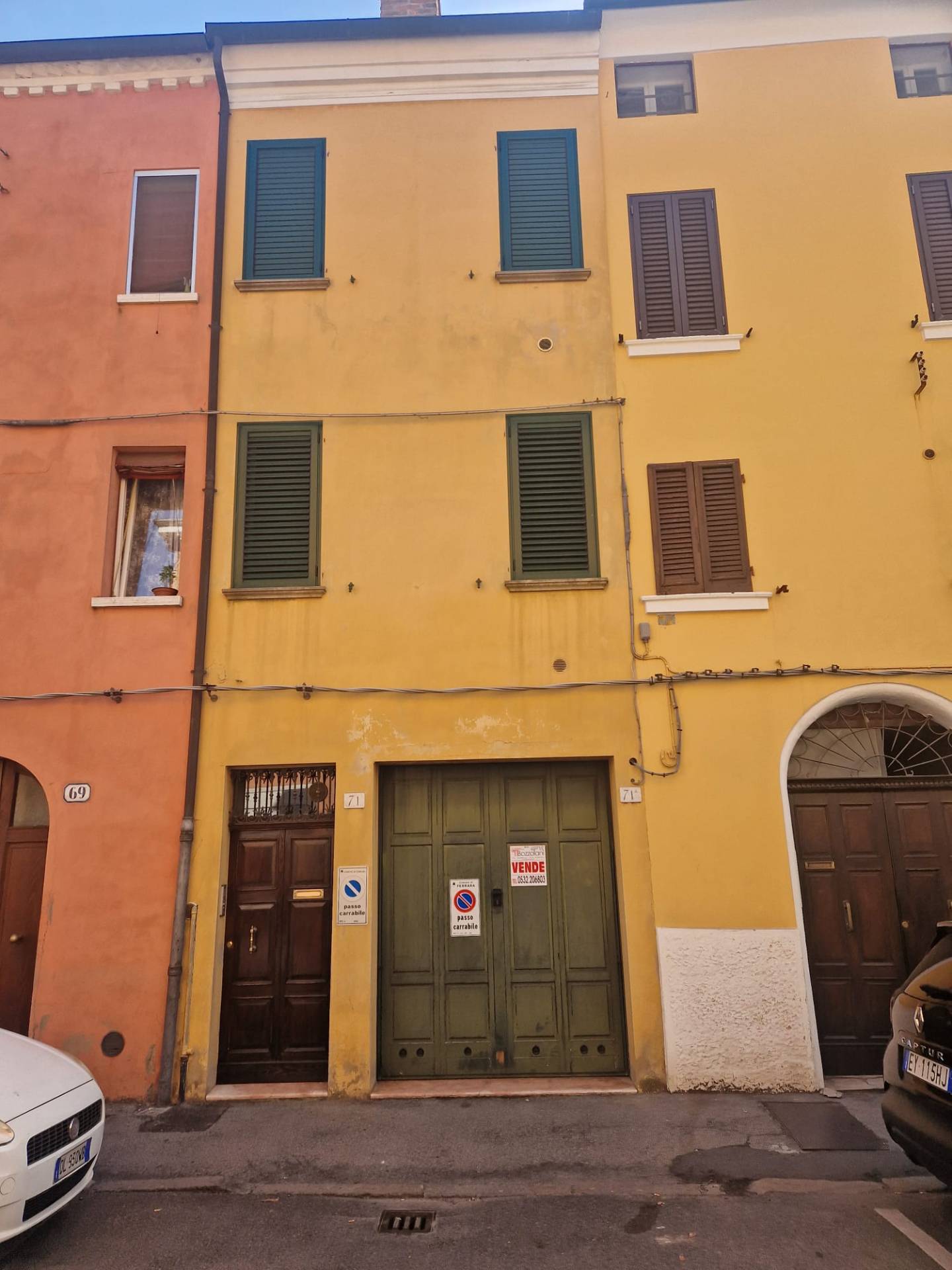 Box o garage in vendita a Ferrara, Centro storico