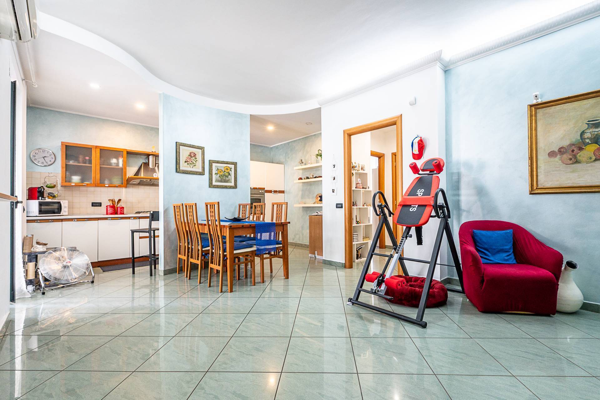 Appartamento in vendita a Torino, Borgata Vittoria