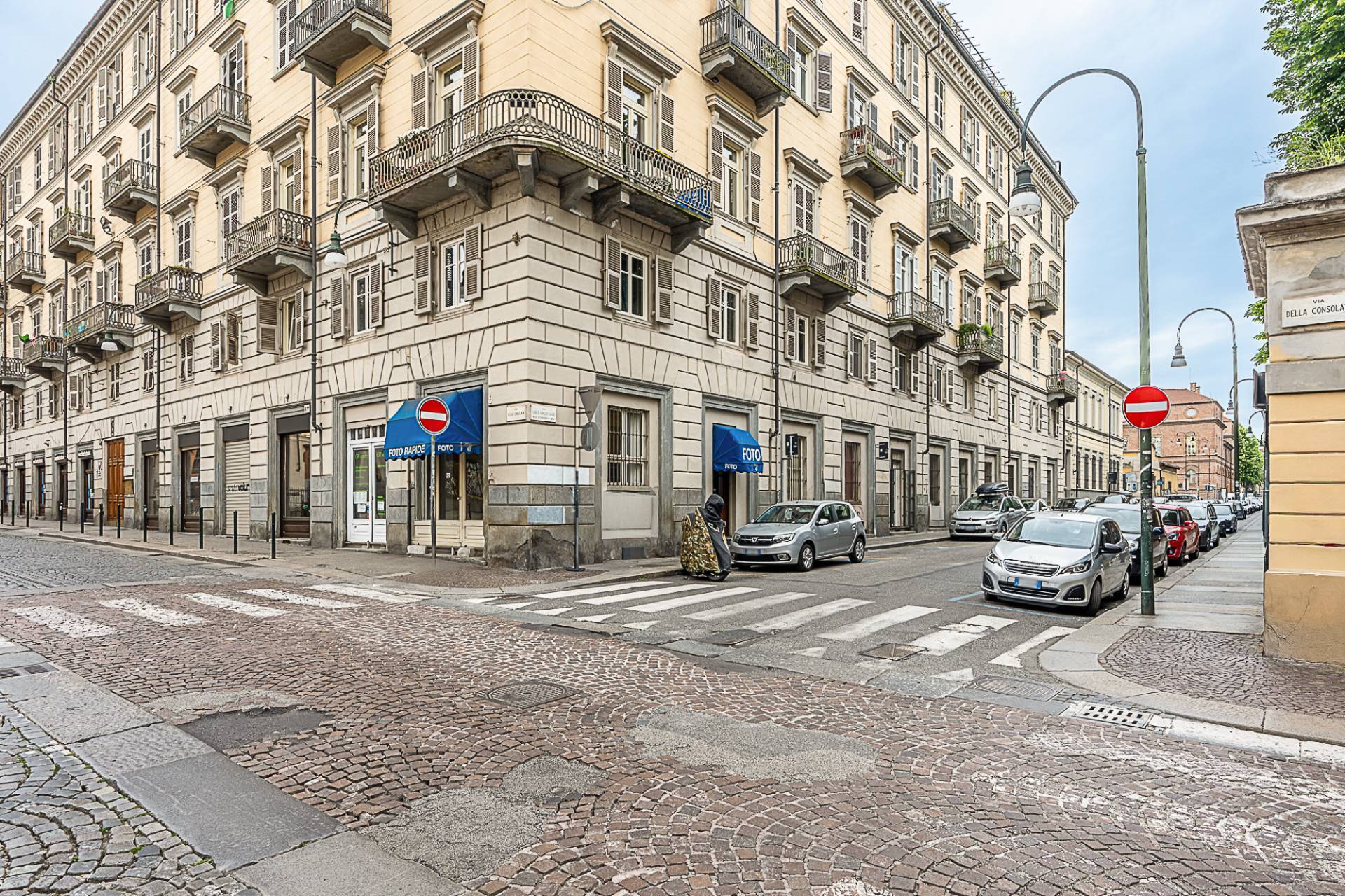Locale commerciale in vendita a Torino, Centro