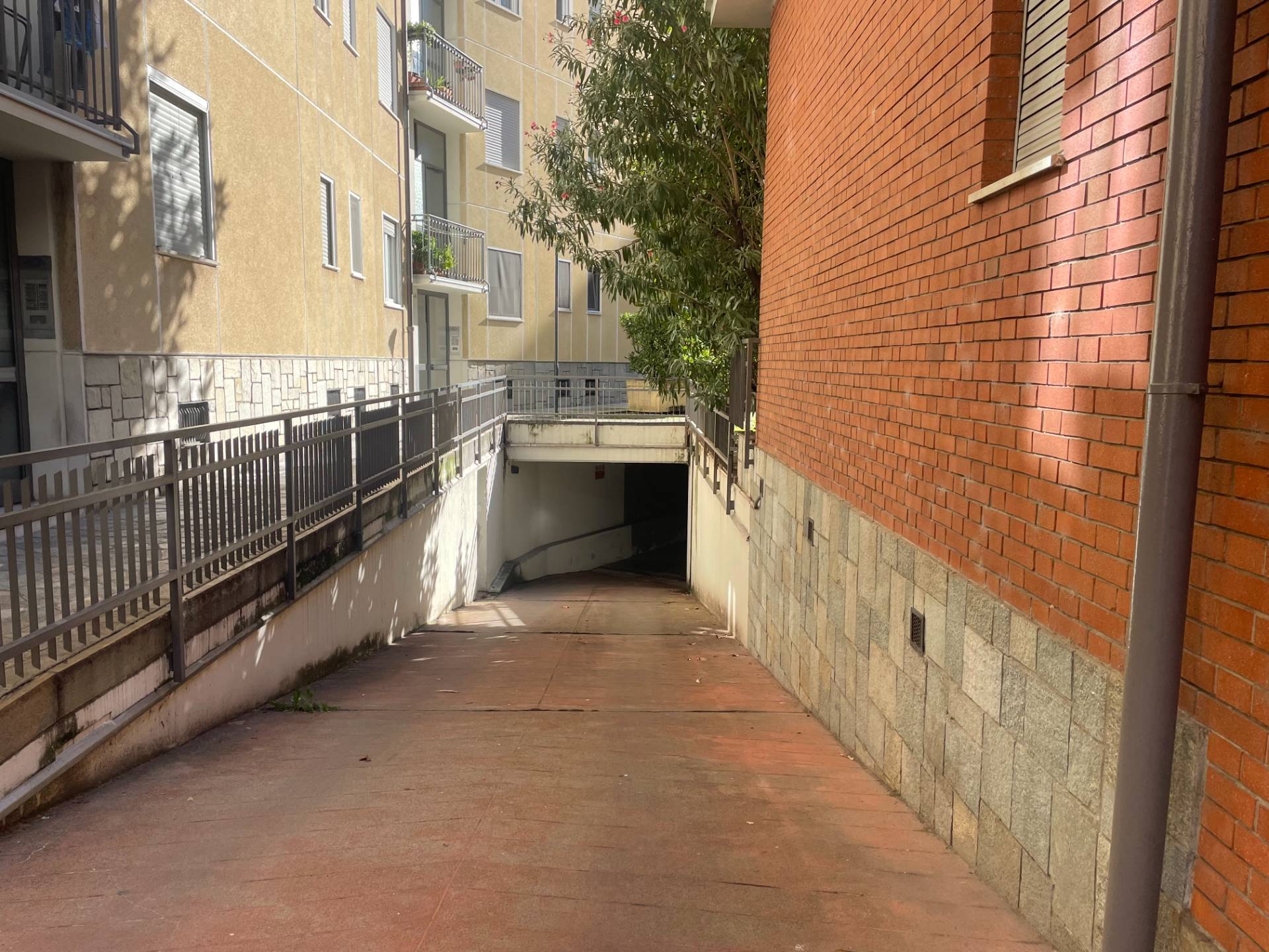Box o garage in affitto a Torino, Barriera Milano