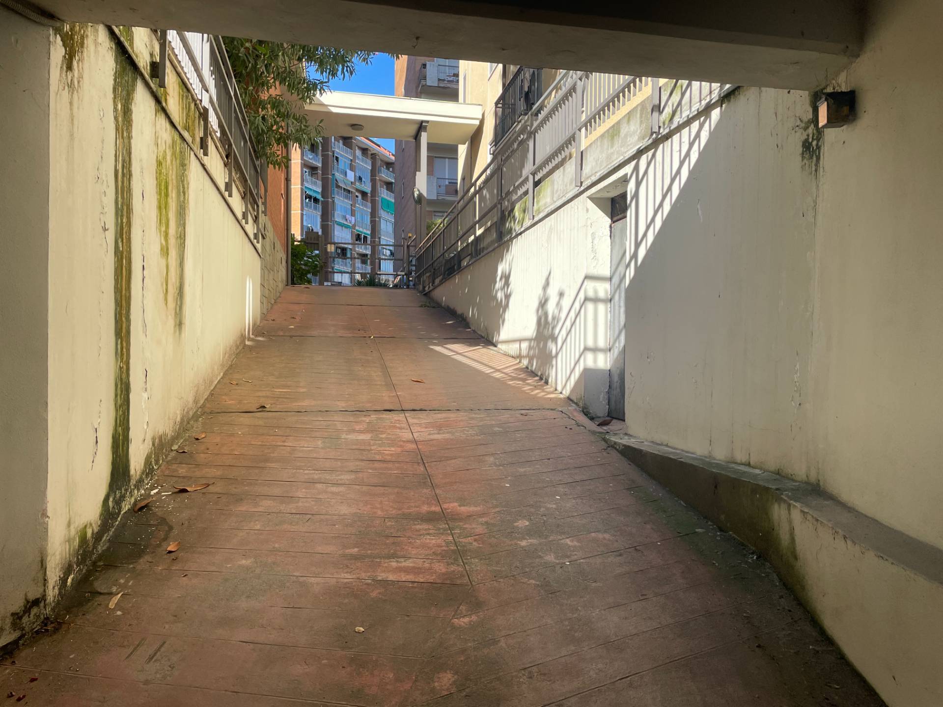 Box o garage in affitto a Torino, Barriera Milano