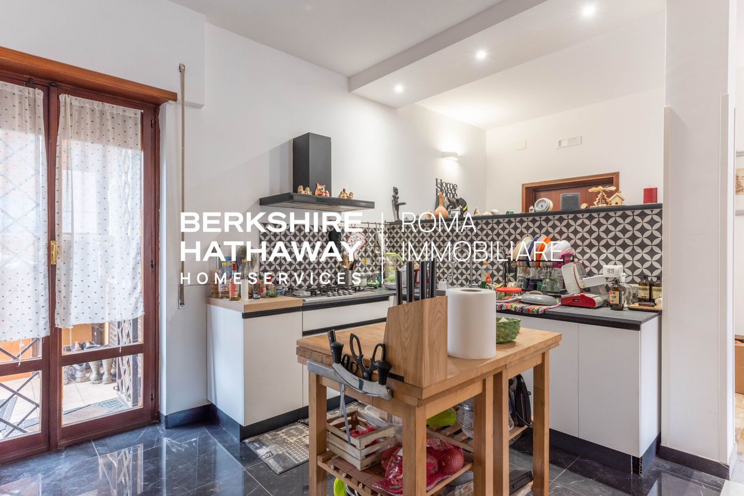 Appartamento in vendita a Roma