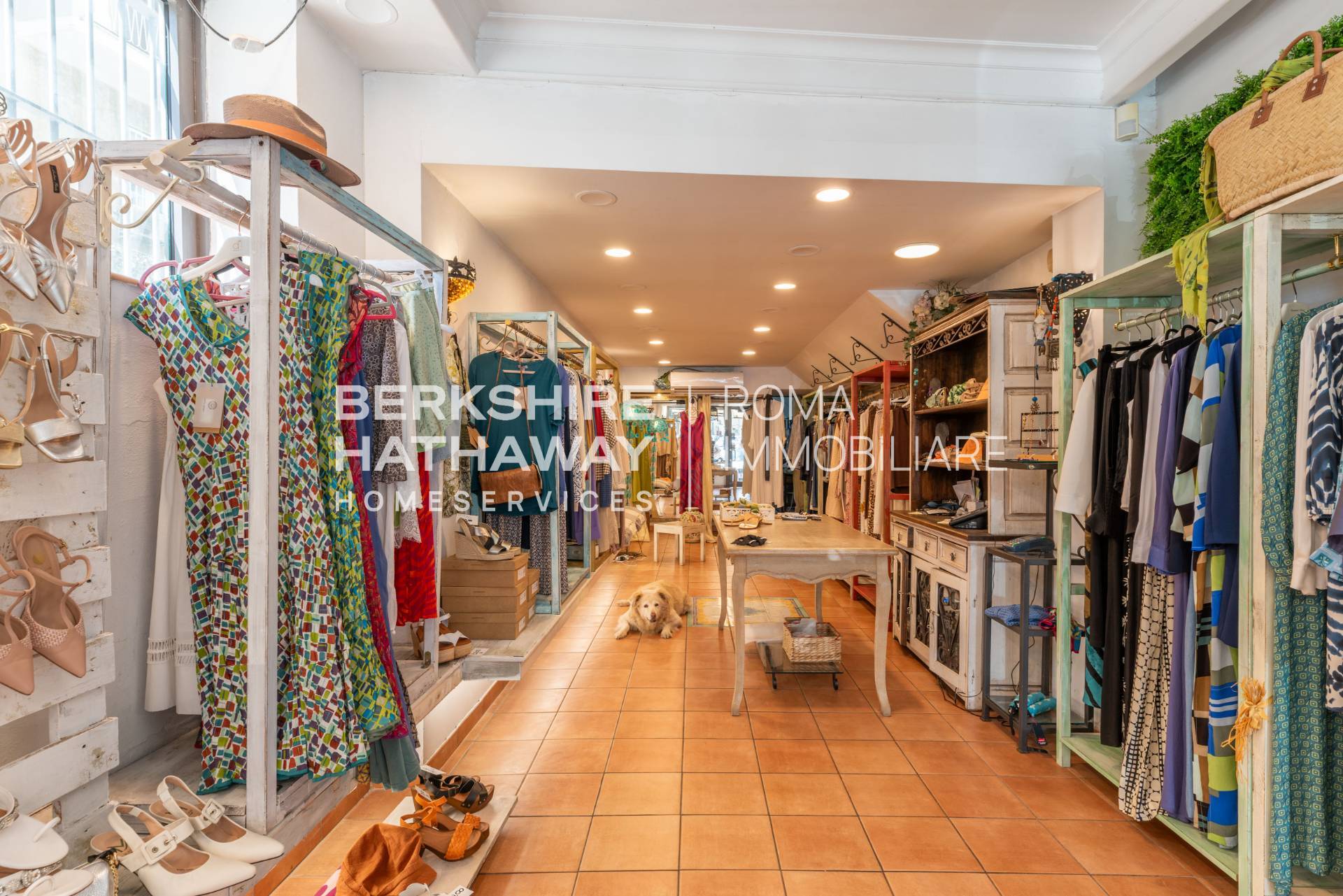 Locale commerciale in vendita a Roma, Parioli