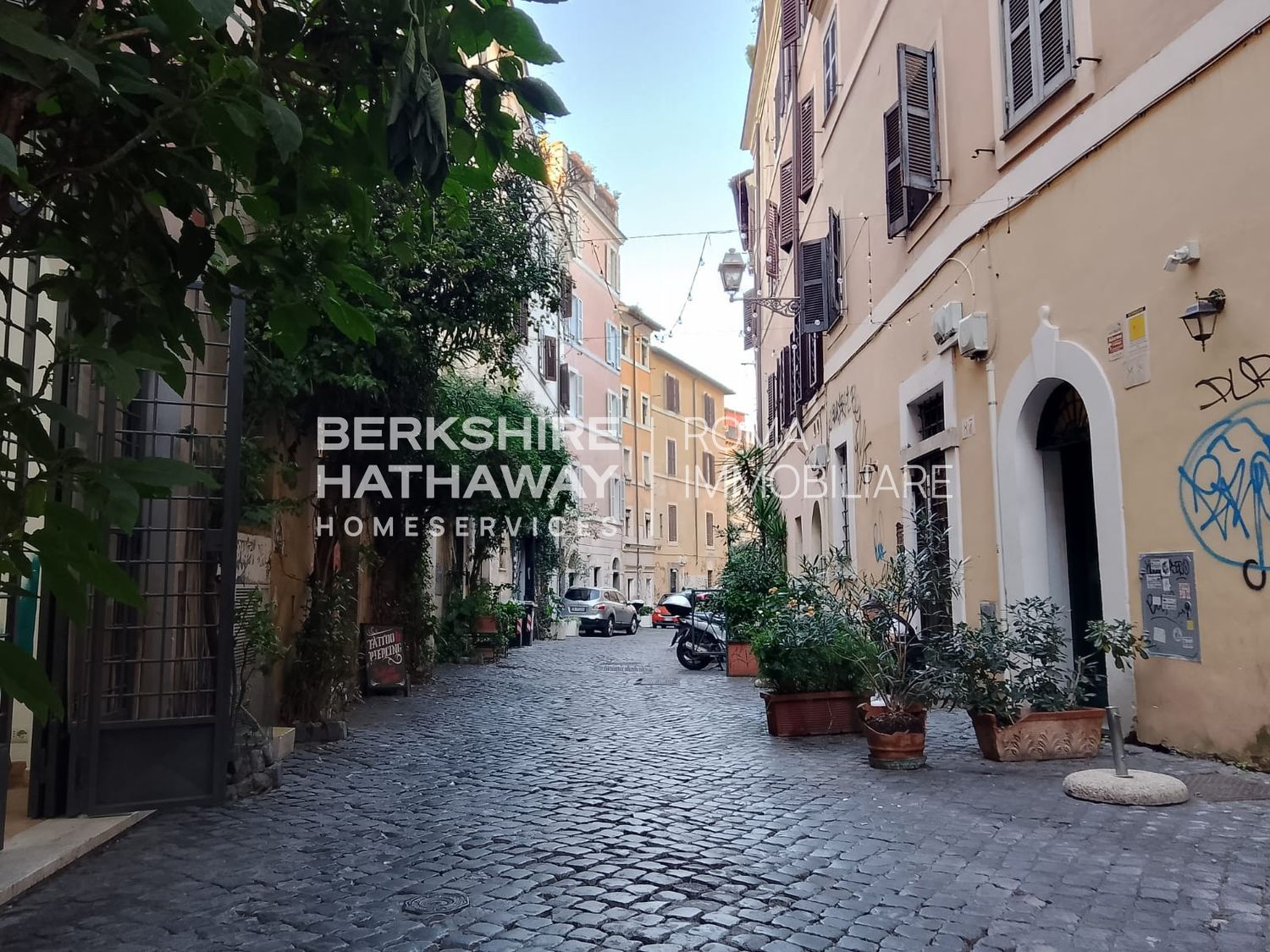 Locale commerciale in vendita a Roma