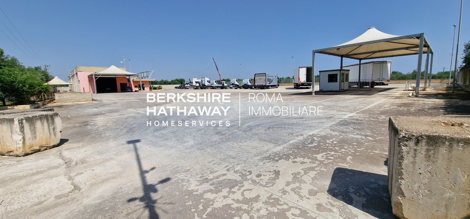 Capannone in vendita a Modugno