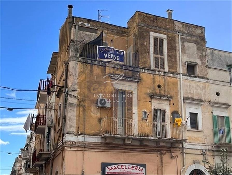 Casa indipendente in vendita, Corato zona v.le iv novembre