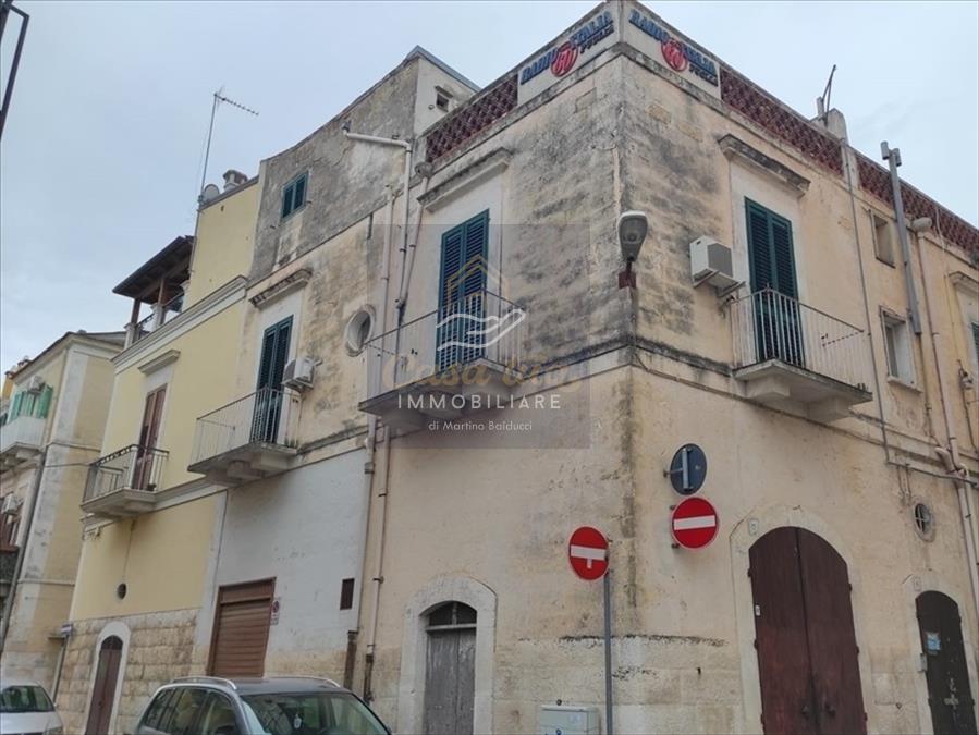 Bilocale da ristrutturare in via verga 9, Corato