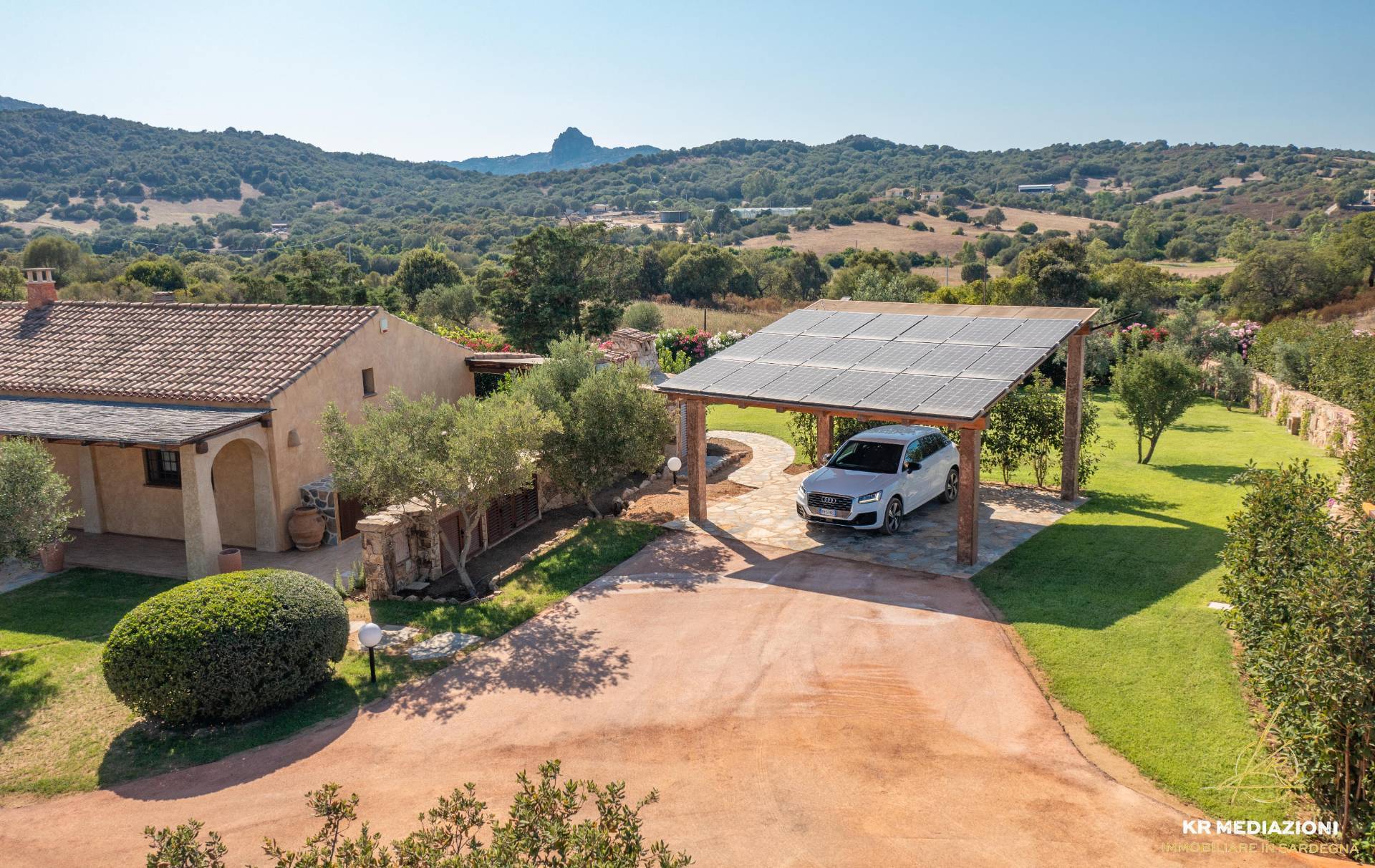 Villa in vendita a Olbia