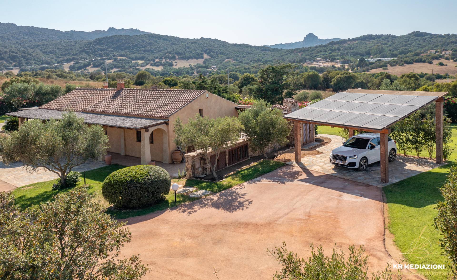 Villa in vendita a Olbia