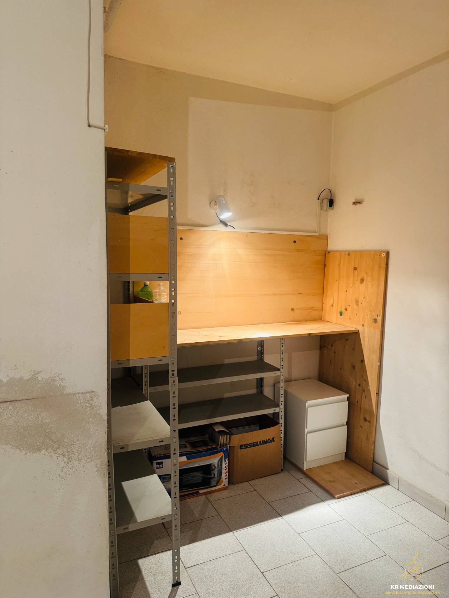 Box o garage in affitto a Alghero