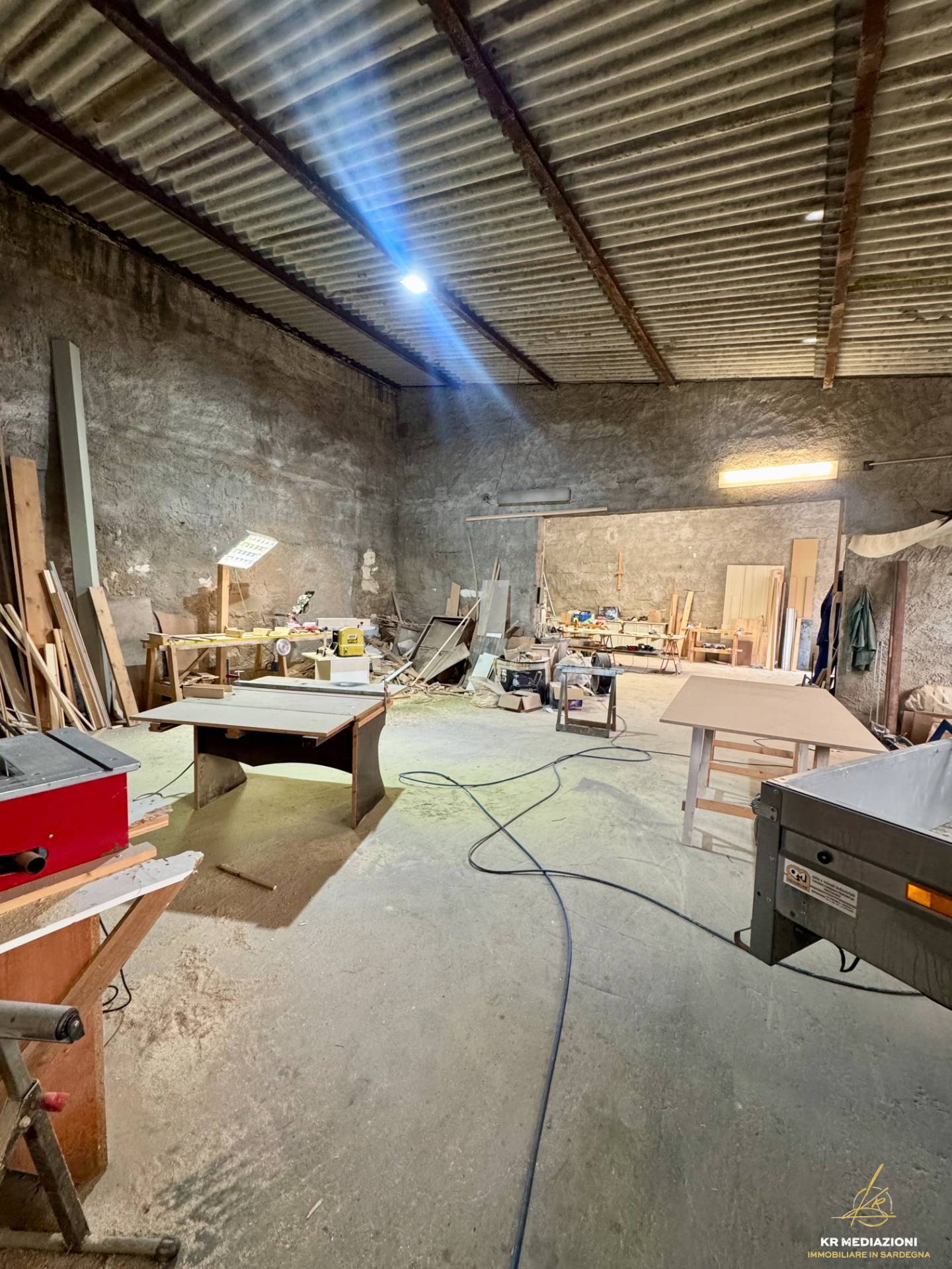 Locale commerciale in vendita a Codrongianos