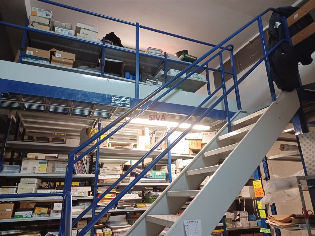 Locale commerciale in vendita a Ravenna