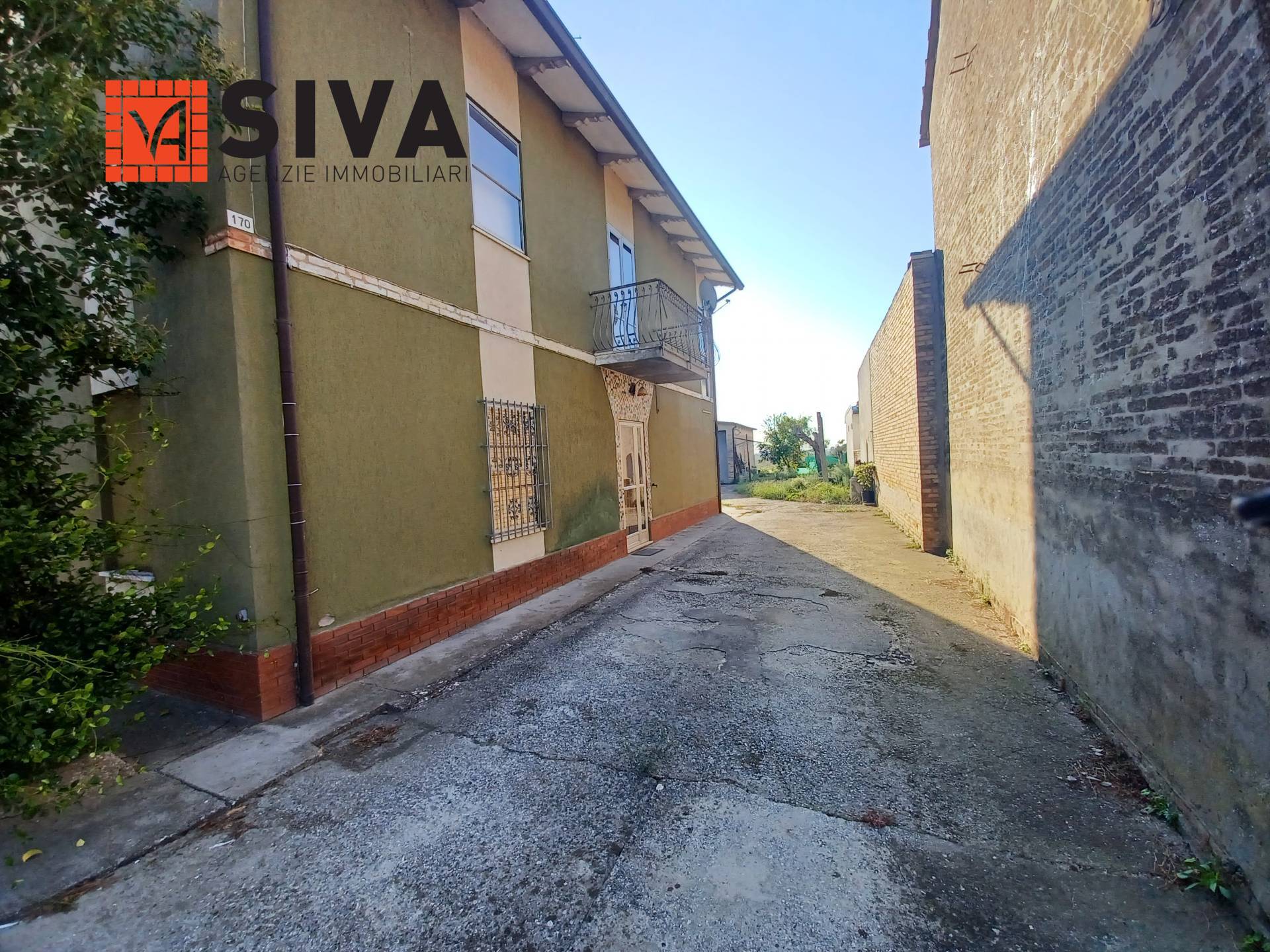 Casa singola in vendita a Ravenna, San Bartolo
