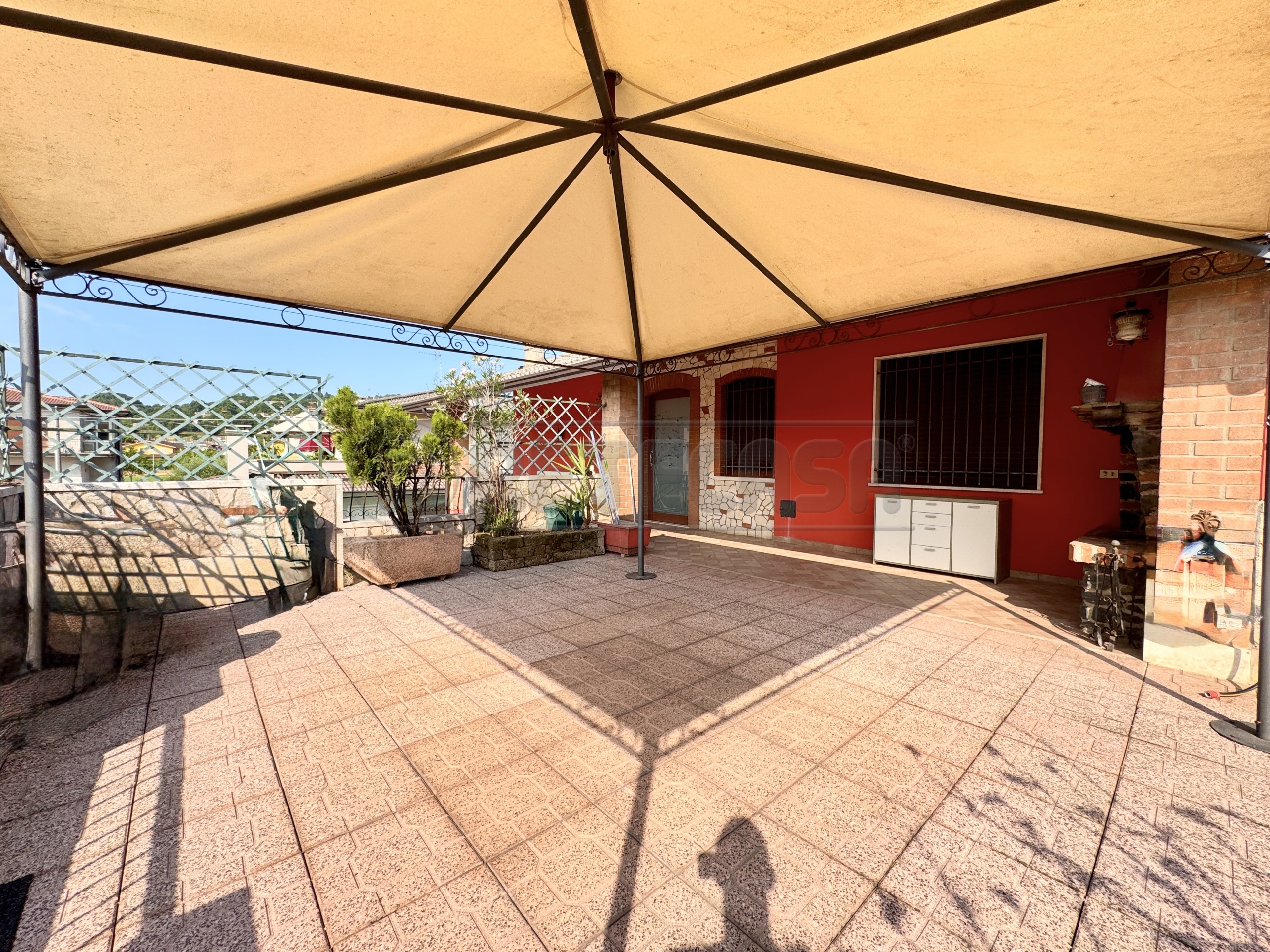 Appartamento con giardino in viale stazione 48, Brogliano