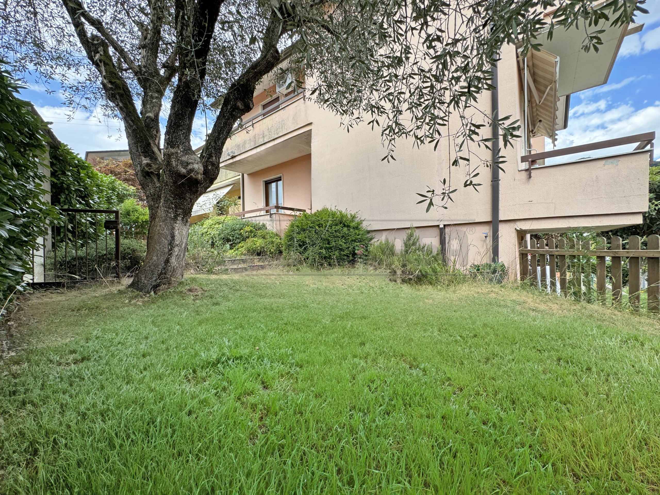 Appartamento con giardino in via iv novembre 10/a, Cornedo Vicentino