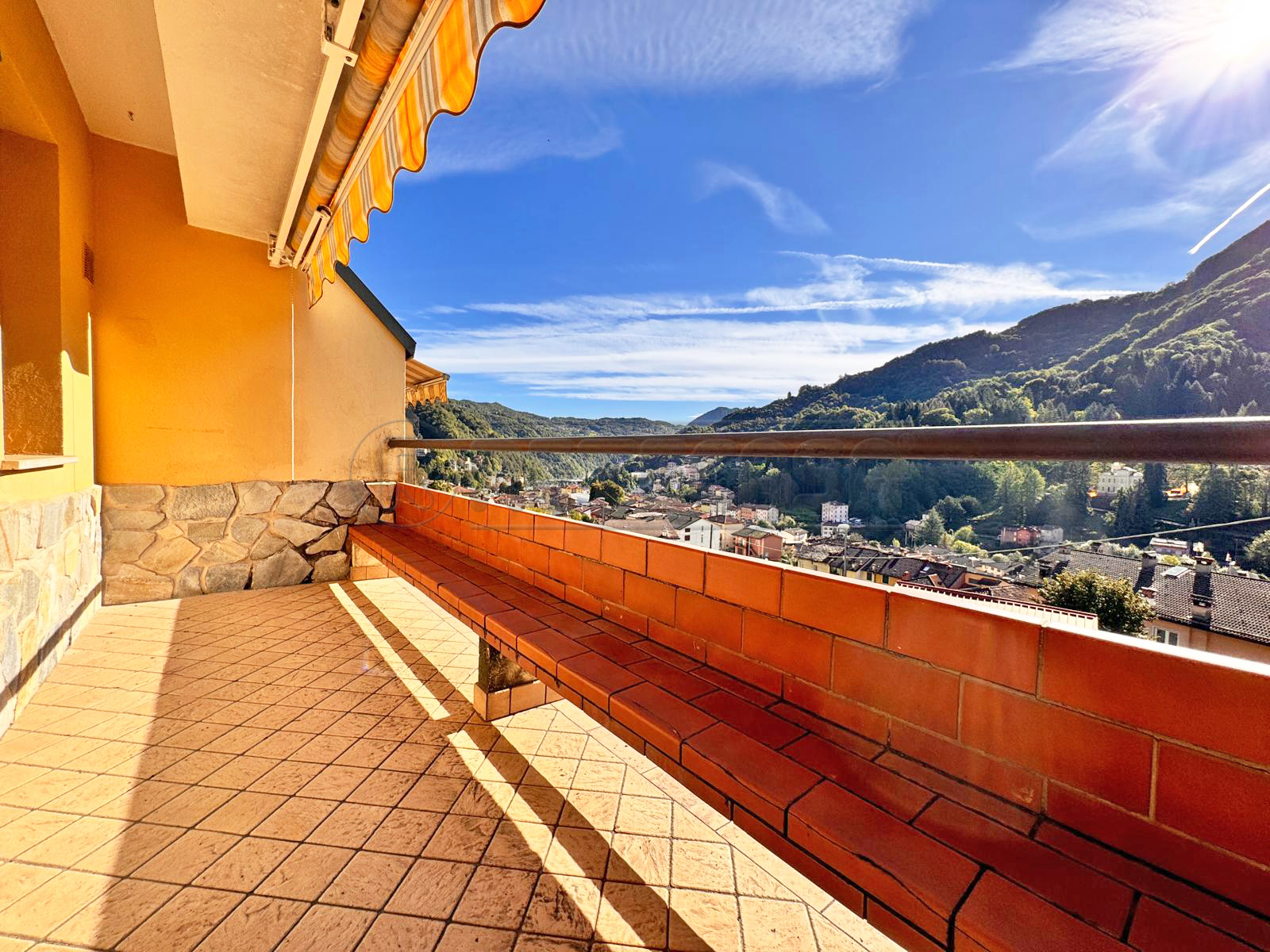 Appartamento con terrazzi in localit le laite 46, Recoaro Terme