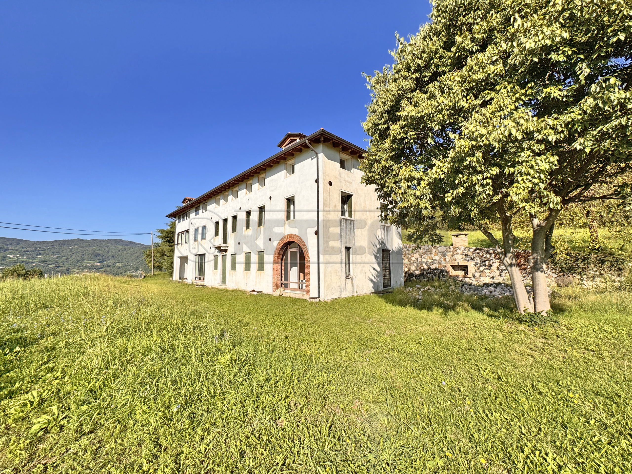 Casa indipendente con giardino a Cornedo Vicentino