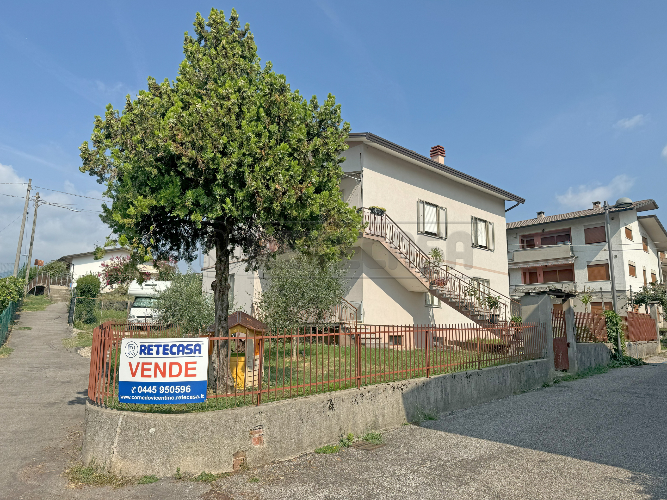 Appartamento con giardino in via iv novembre 7, Cornedo Vicentino