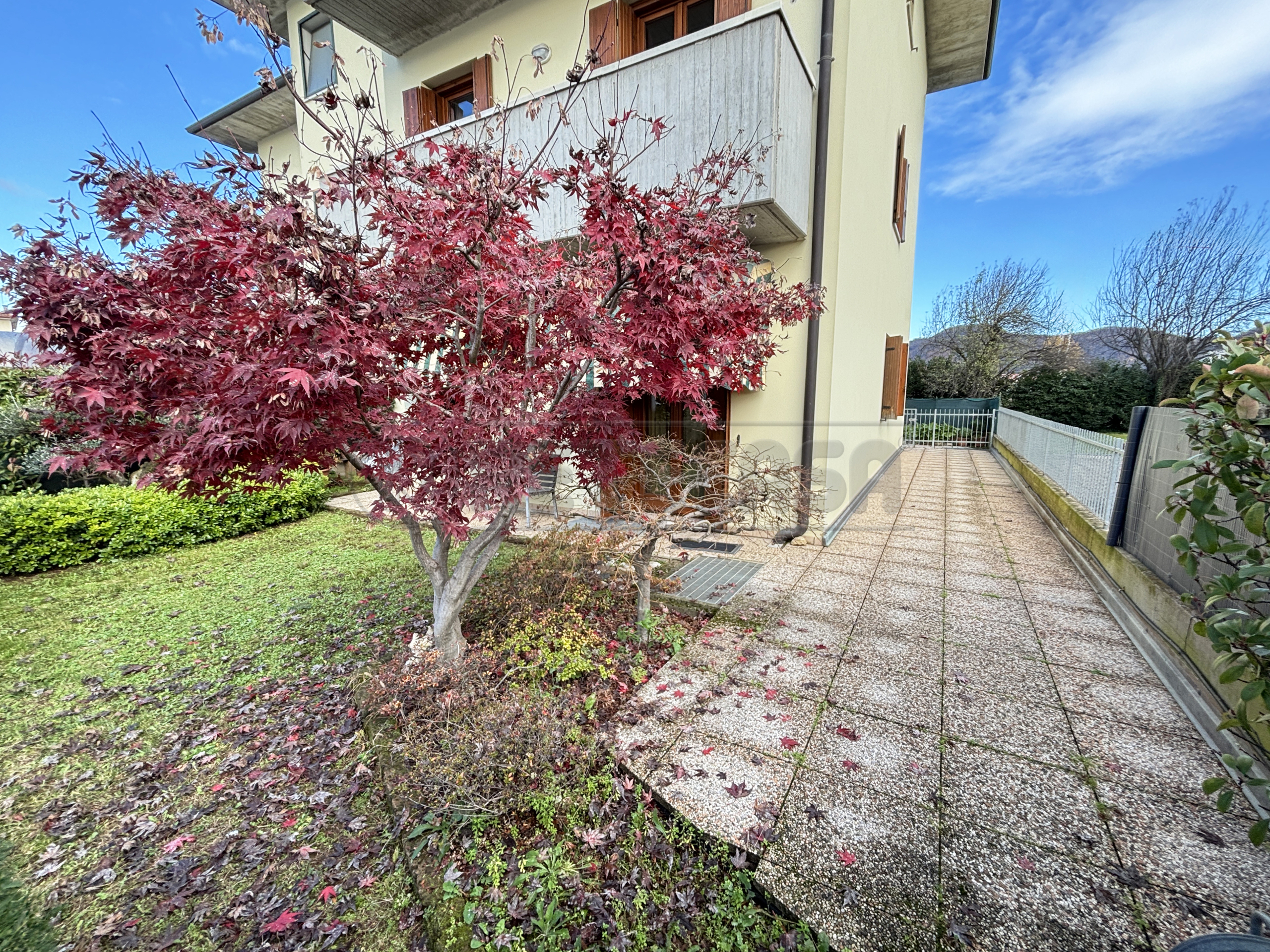 Appartamento con giardino in via xxv aprile 8, Brogliano