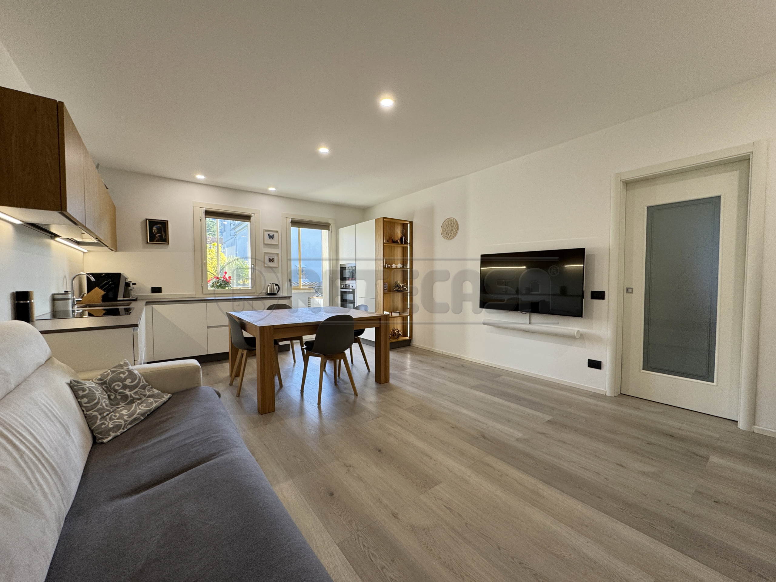 Appartamento con terrazzi in via rasia dal polo 21, Cornedo Vicentino