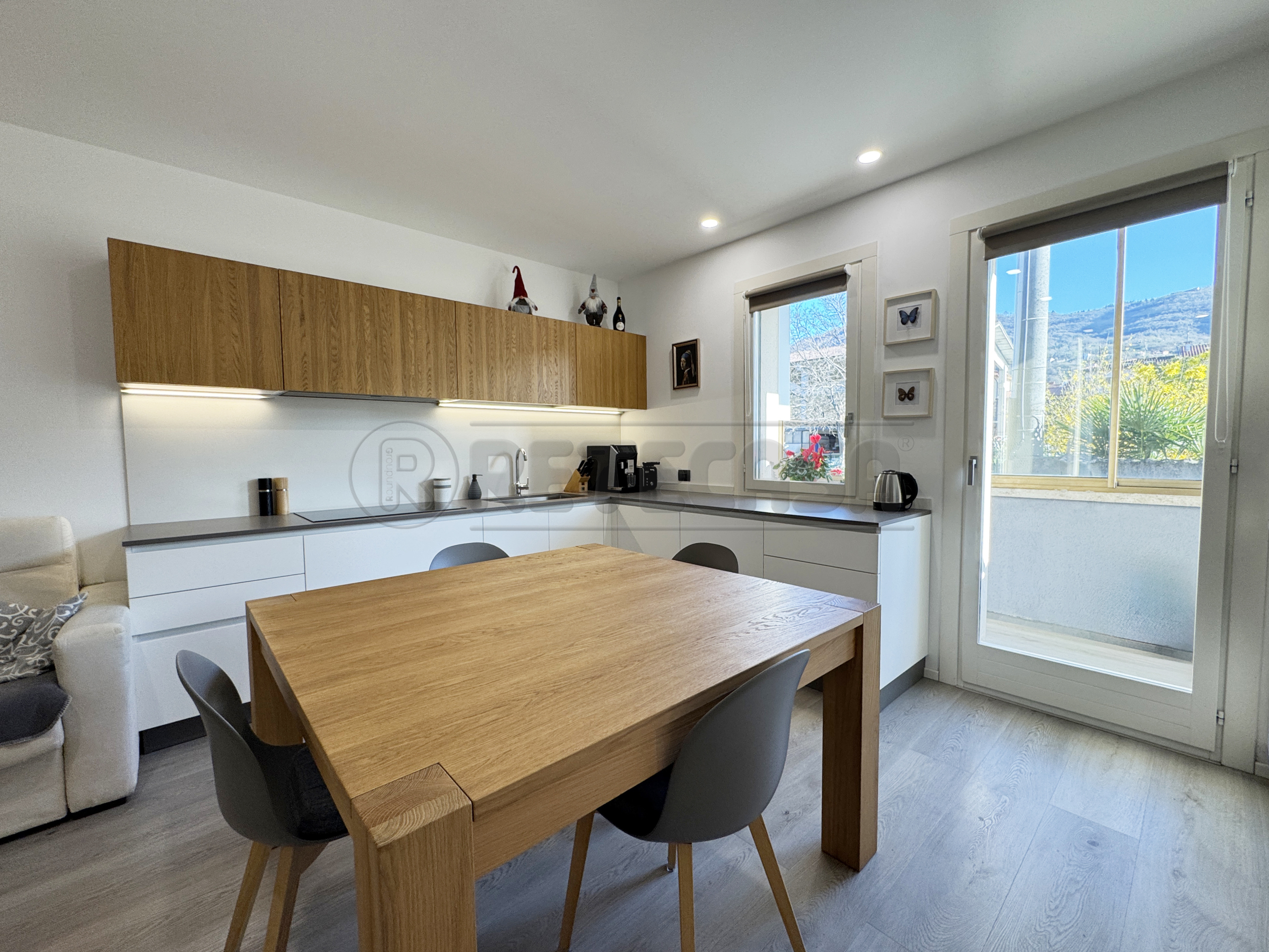 Appartamento con terrazzi in via rasia dal polo 21, Cornedo Vicentino