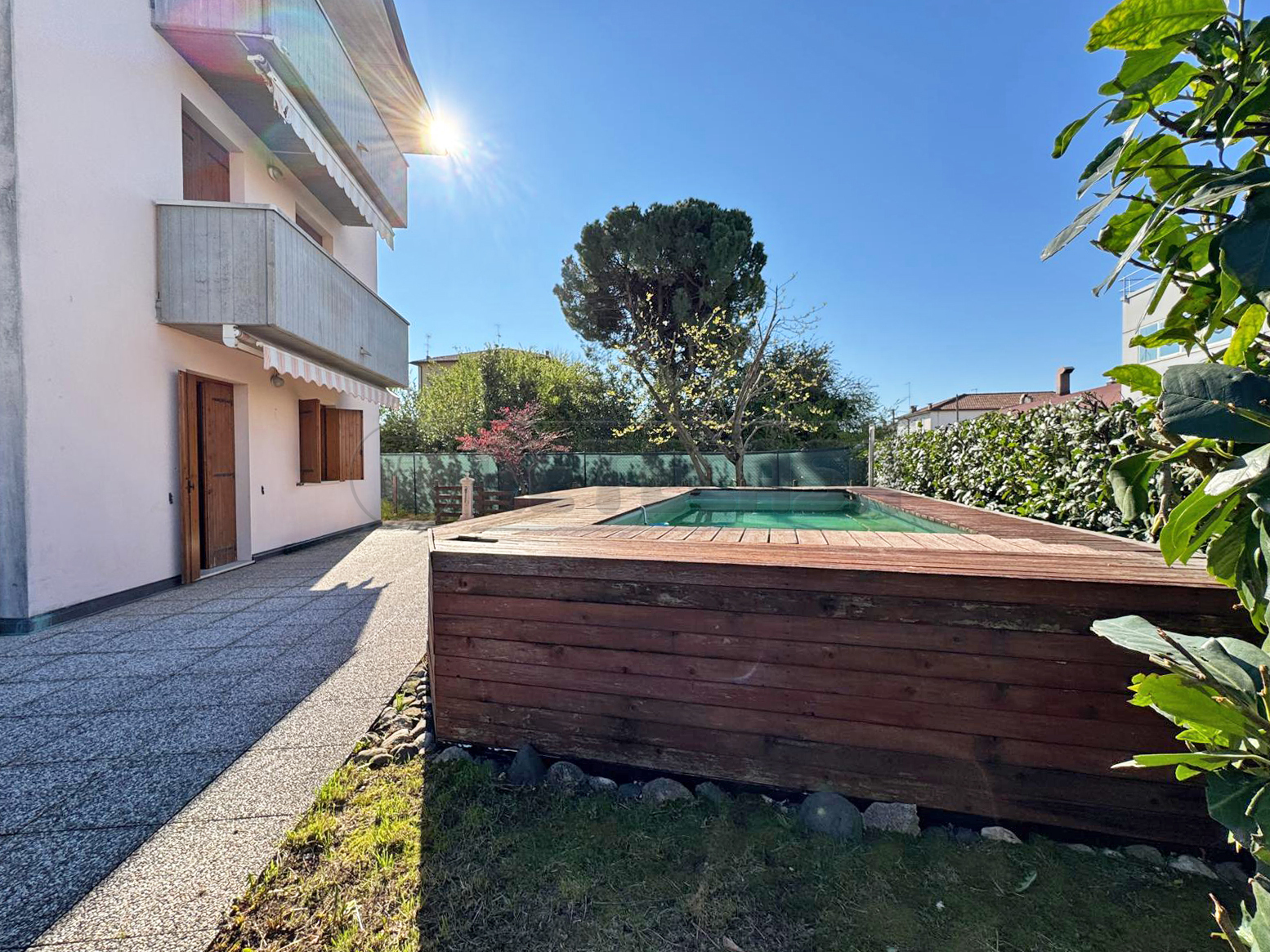 Appartamento con giardino in via rasia dal polo 06, Brogliano