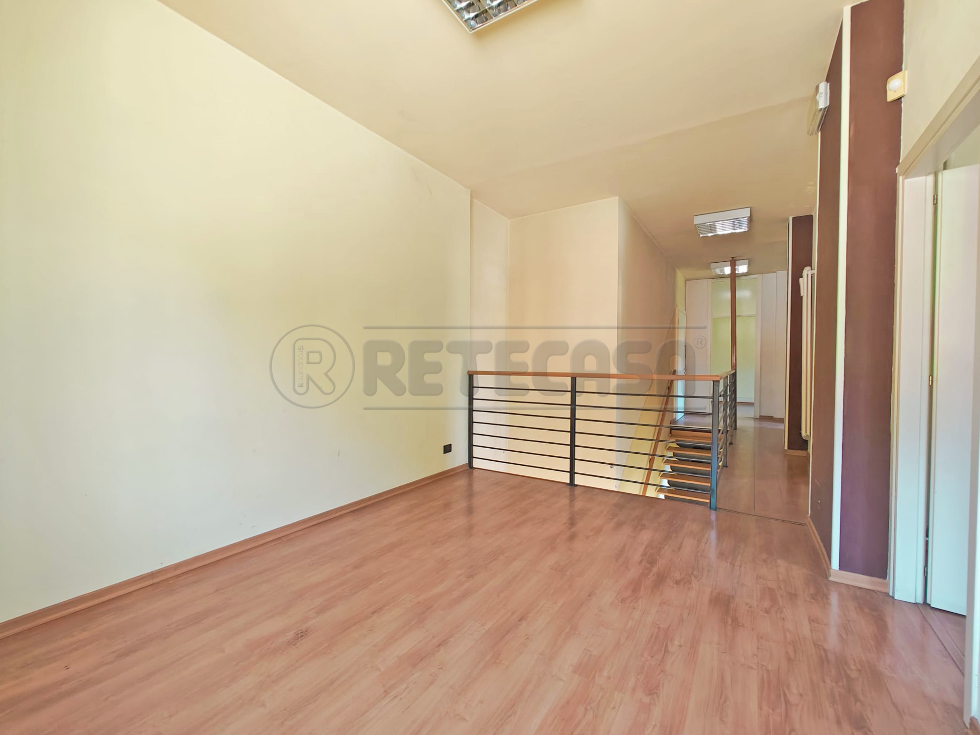 Appartamento con terrazzo in piazza g. mazzini 26, Trissino