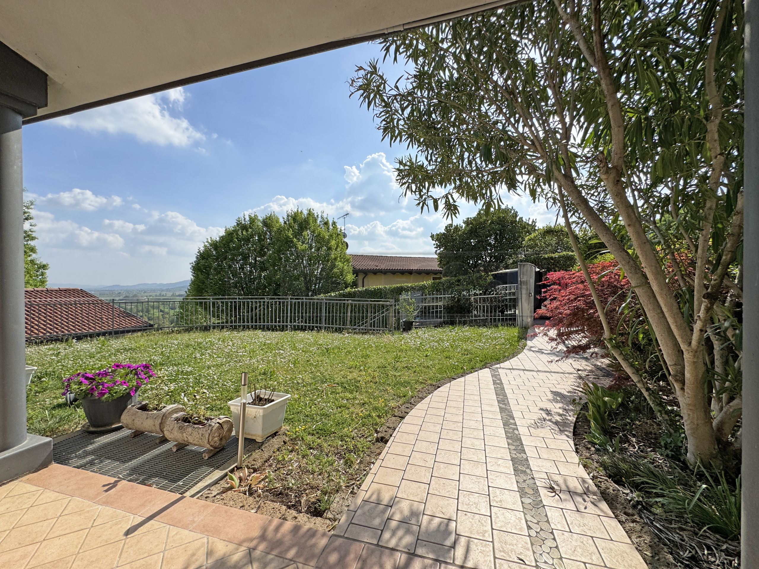 Villa con giardino in via pianacattiva di mezzo 41, Trissino