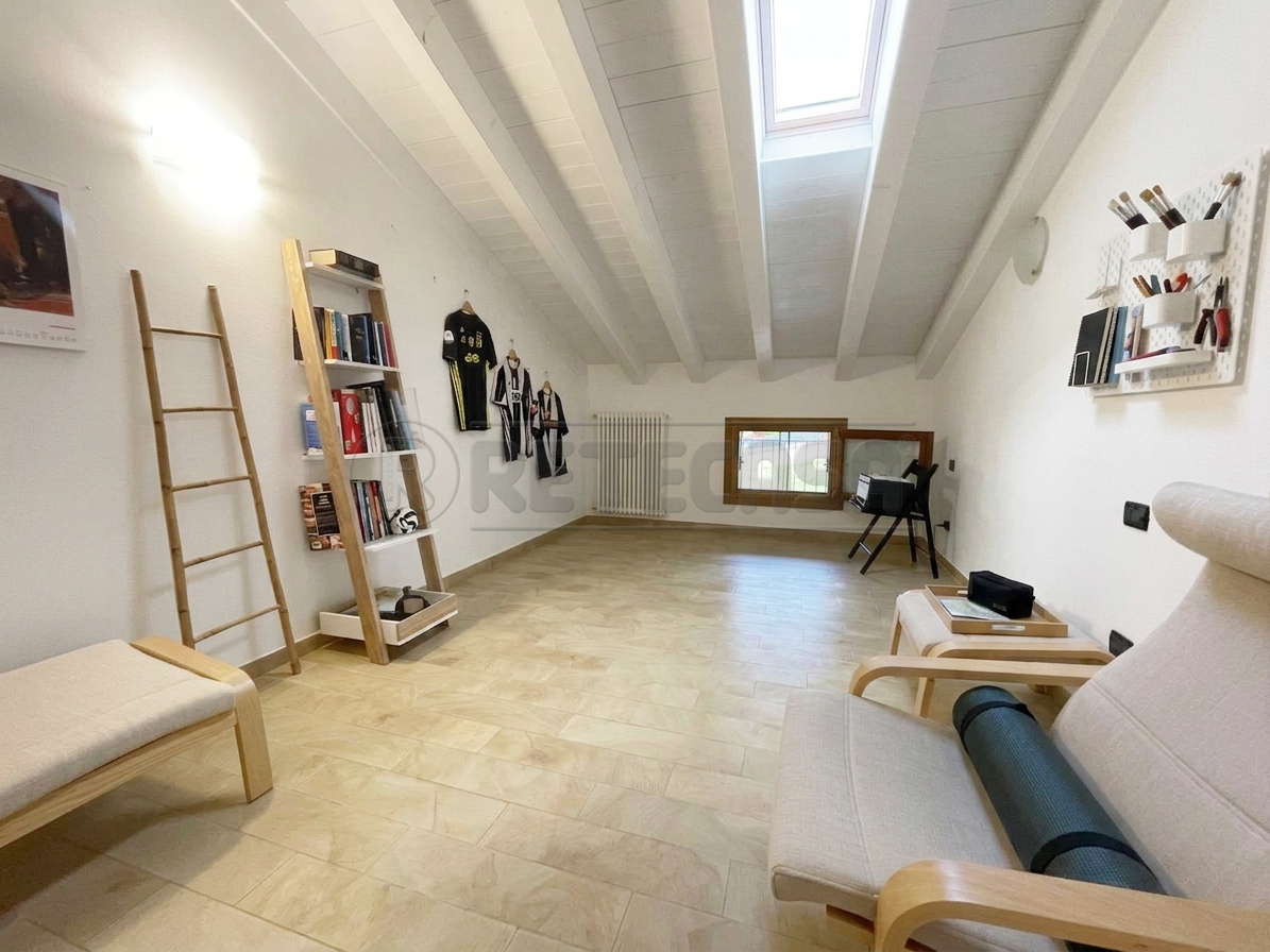 Appartamento con box doppio in via palazzina di cereda 12, Cornedo Vicentino