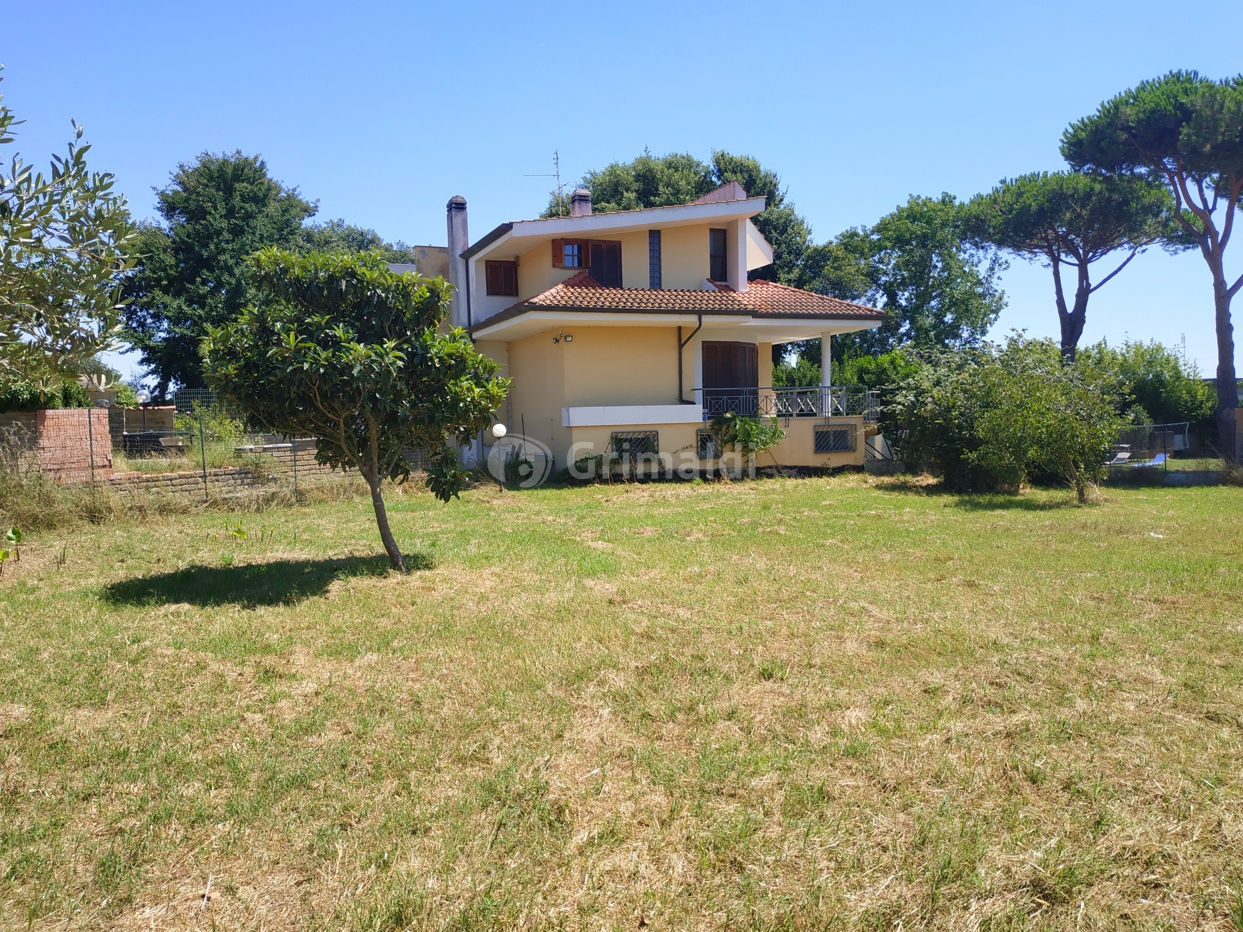 Casa indipendente con giardino in via dei zucchetti 1, Nettuno
