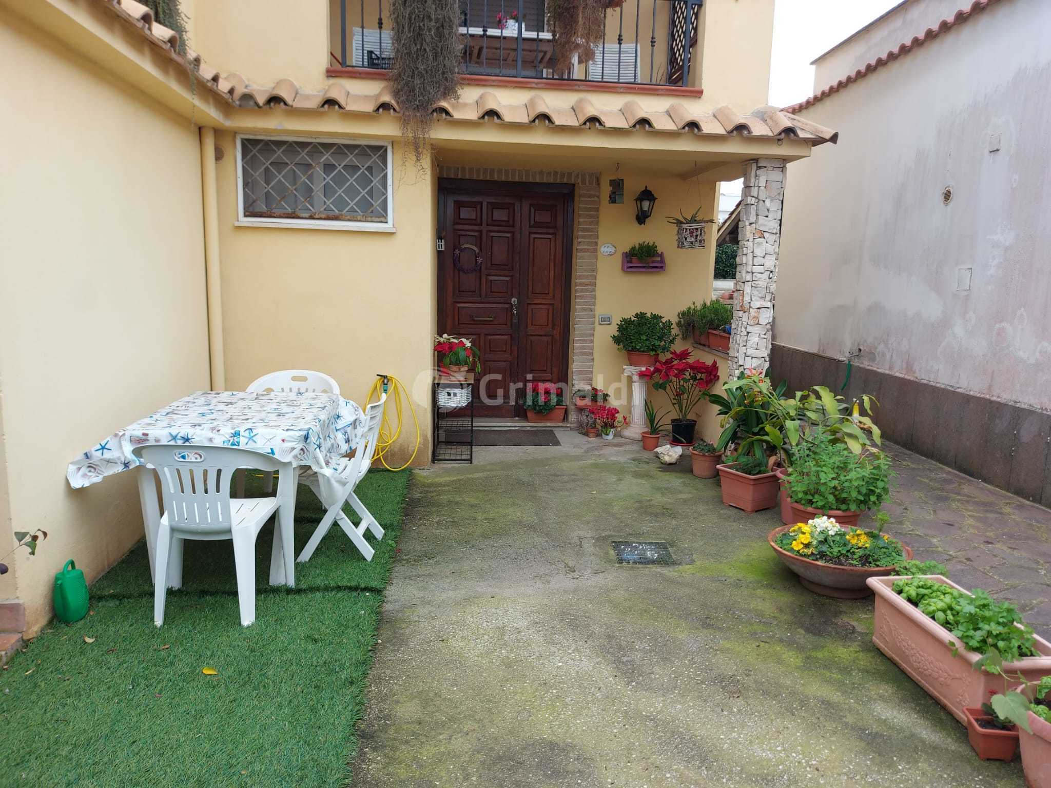Casa indipendente in affitto in via degli etruschi 40, Anzio
