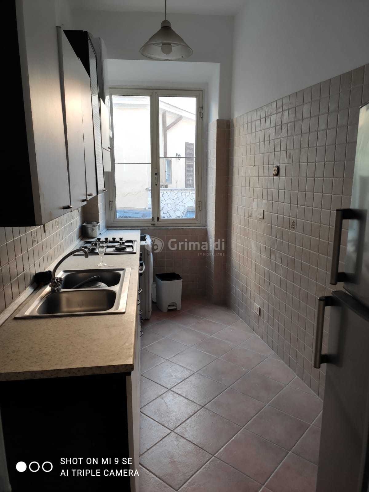 Trilocale in affitto in via catilina 4, Anzio