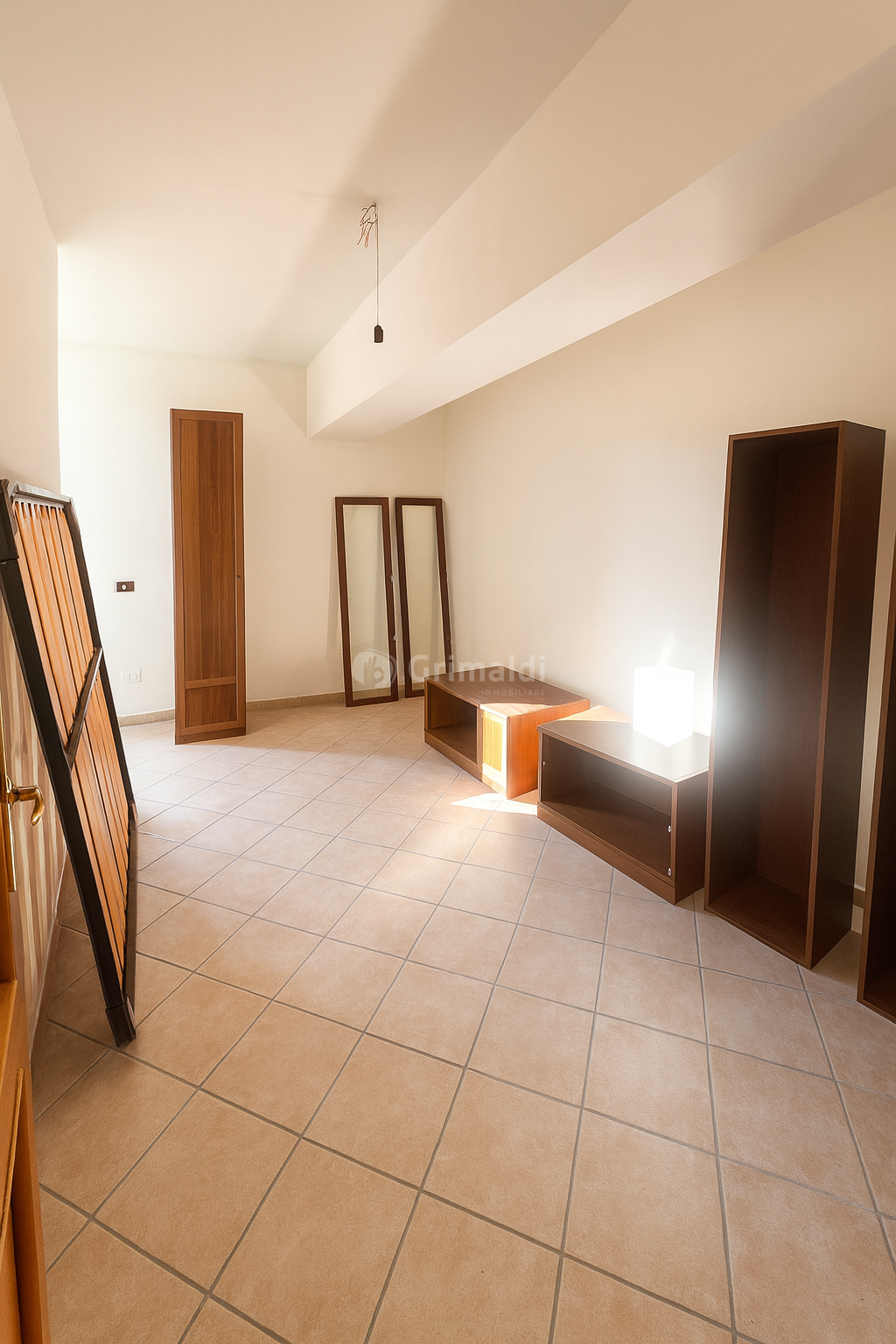 Trilocale con giardino in via taormina 78, Nettuno