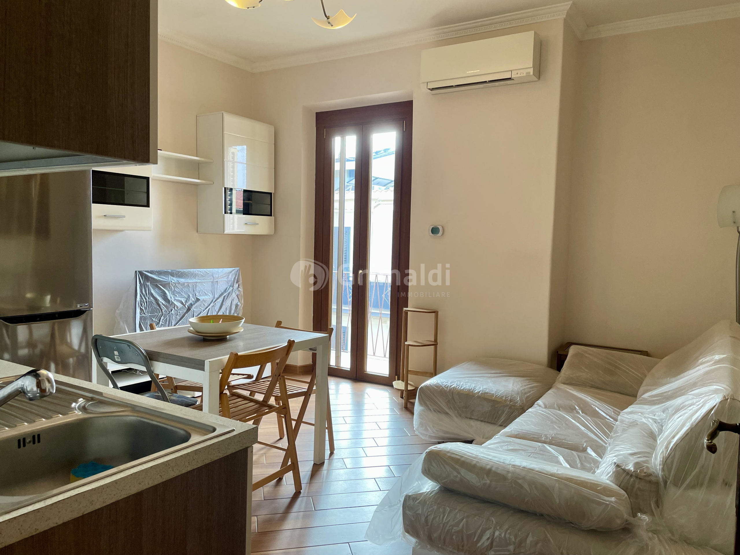 Appartamento ristrutturato in via dei peri 46, Aprilia