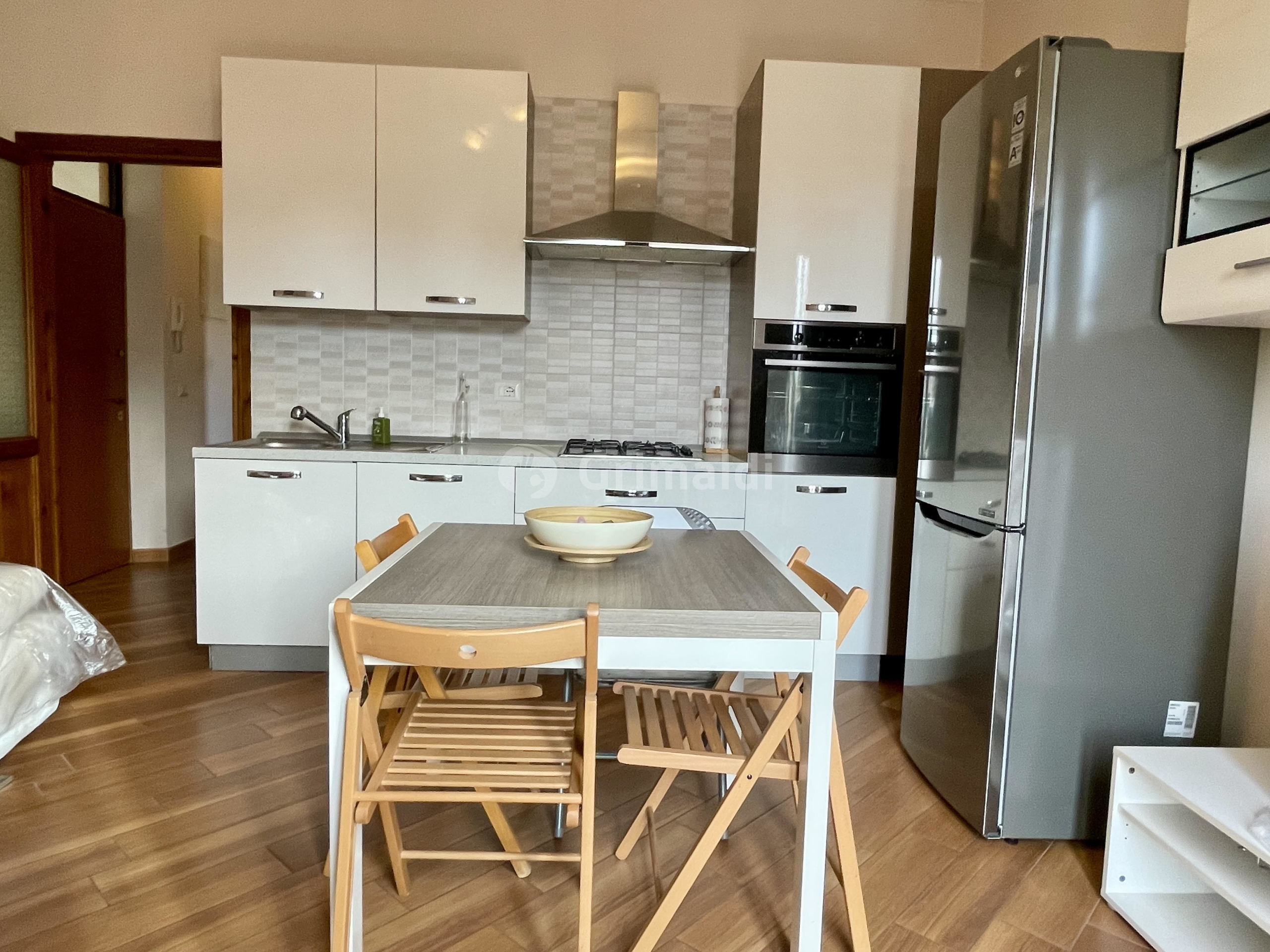 Appartamento ristrutturato in via dei peri 46, Aprilia