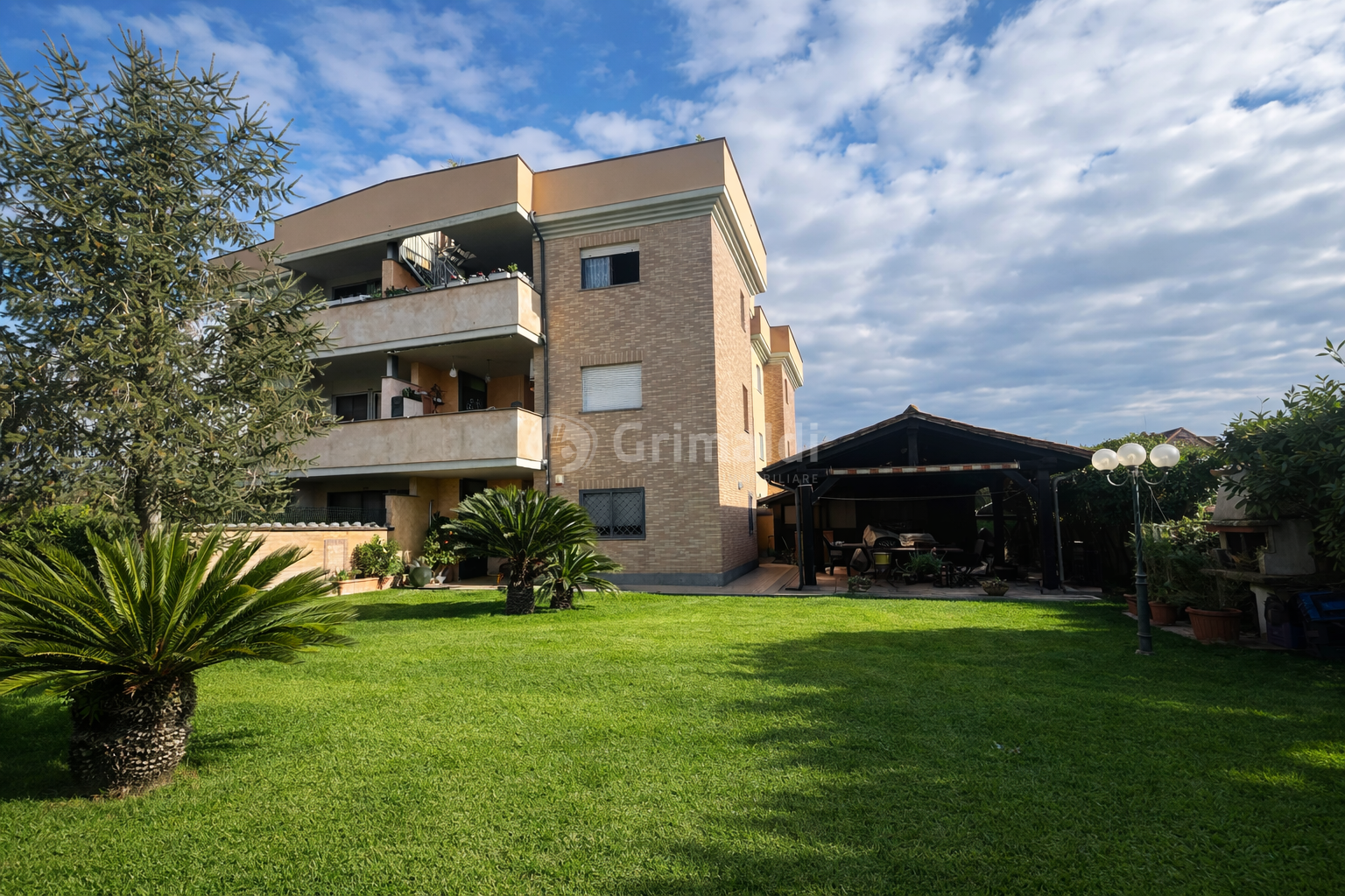 Trilocale con giardino in via di cavallo morto 57, Nettuno