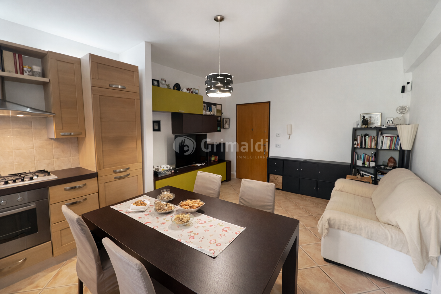 Trilocale con giardino in via di cavallo morto 57, Nettuno