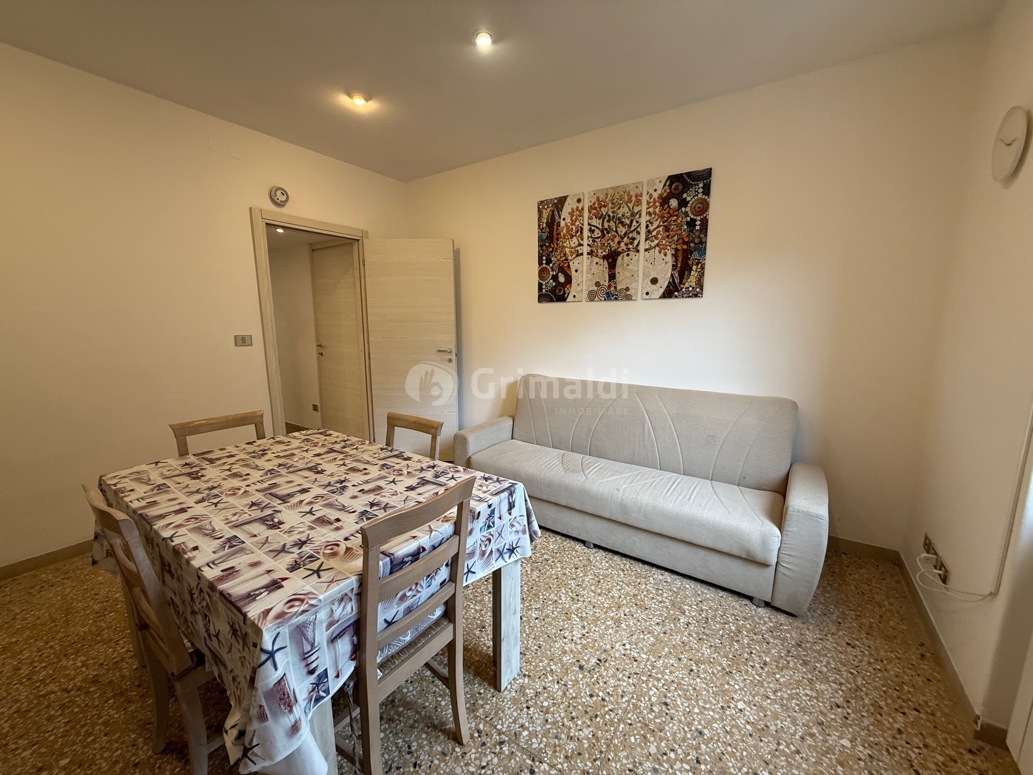 Trilocale in affitto in via antonio gramsci 64, Anzio