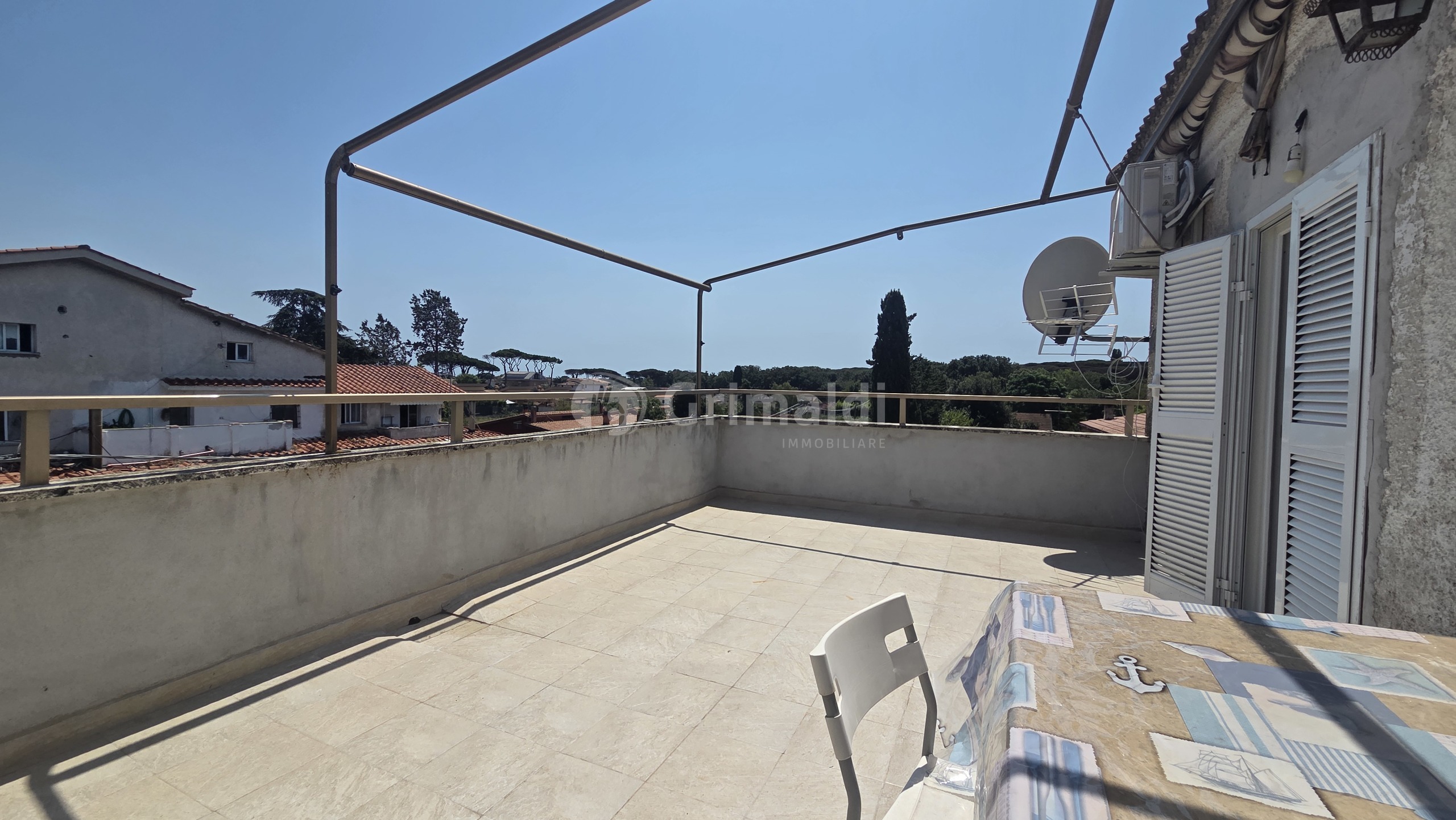 Trilocale con terrazzo in via della lottizzazione 8a, Anzio